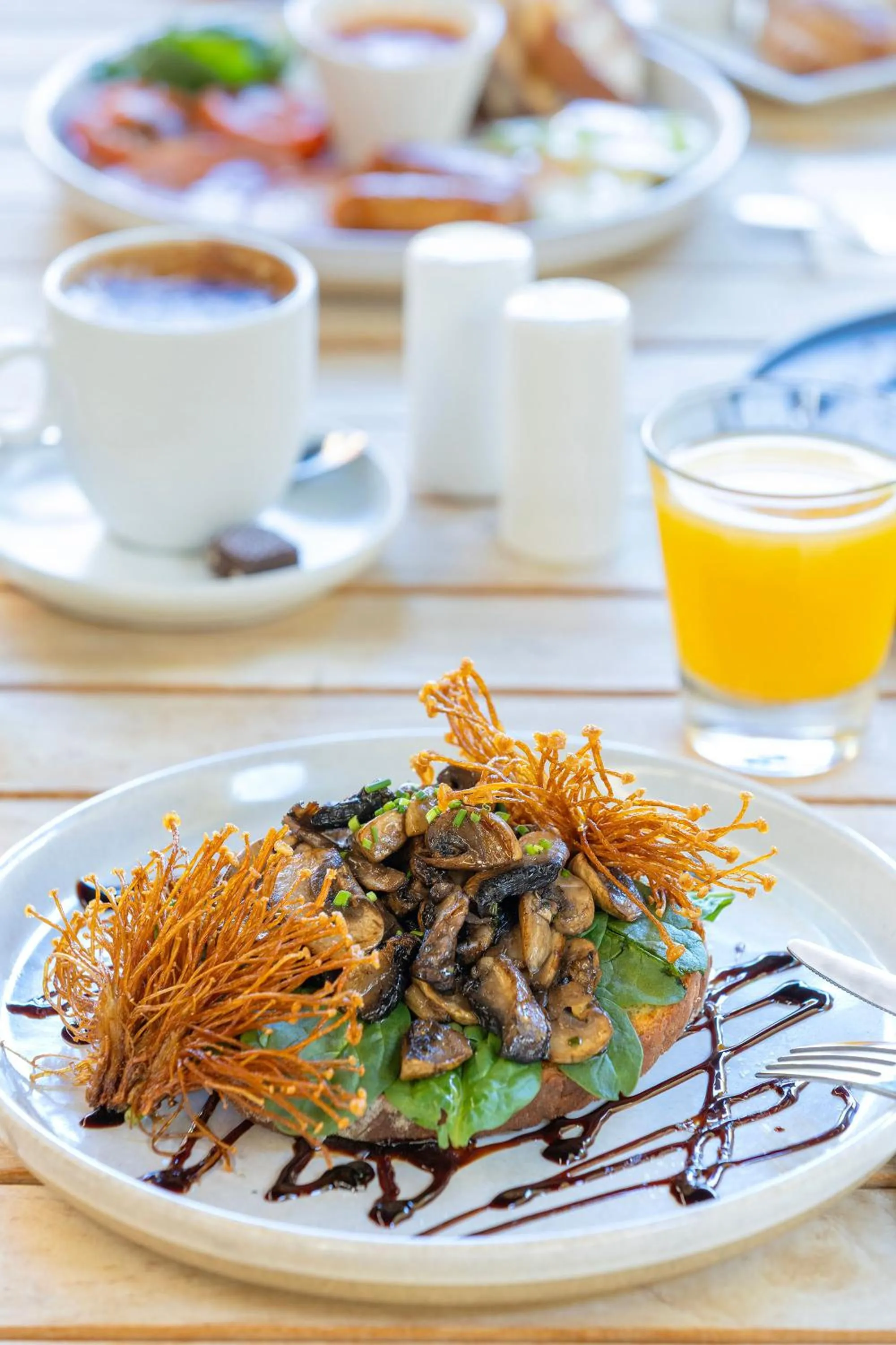 Food and drinks in Club Wyndham Perth, Trademark Collection by Wyndham