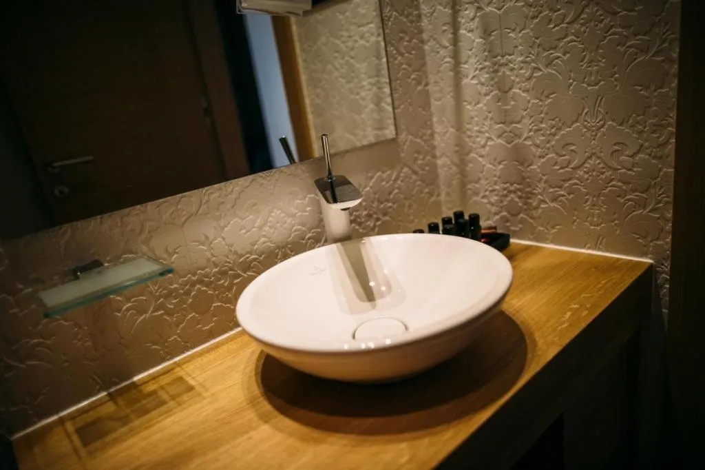 Bathroom in Rooms Lejletul