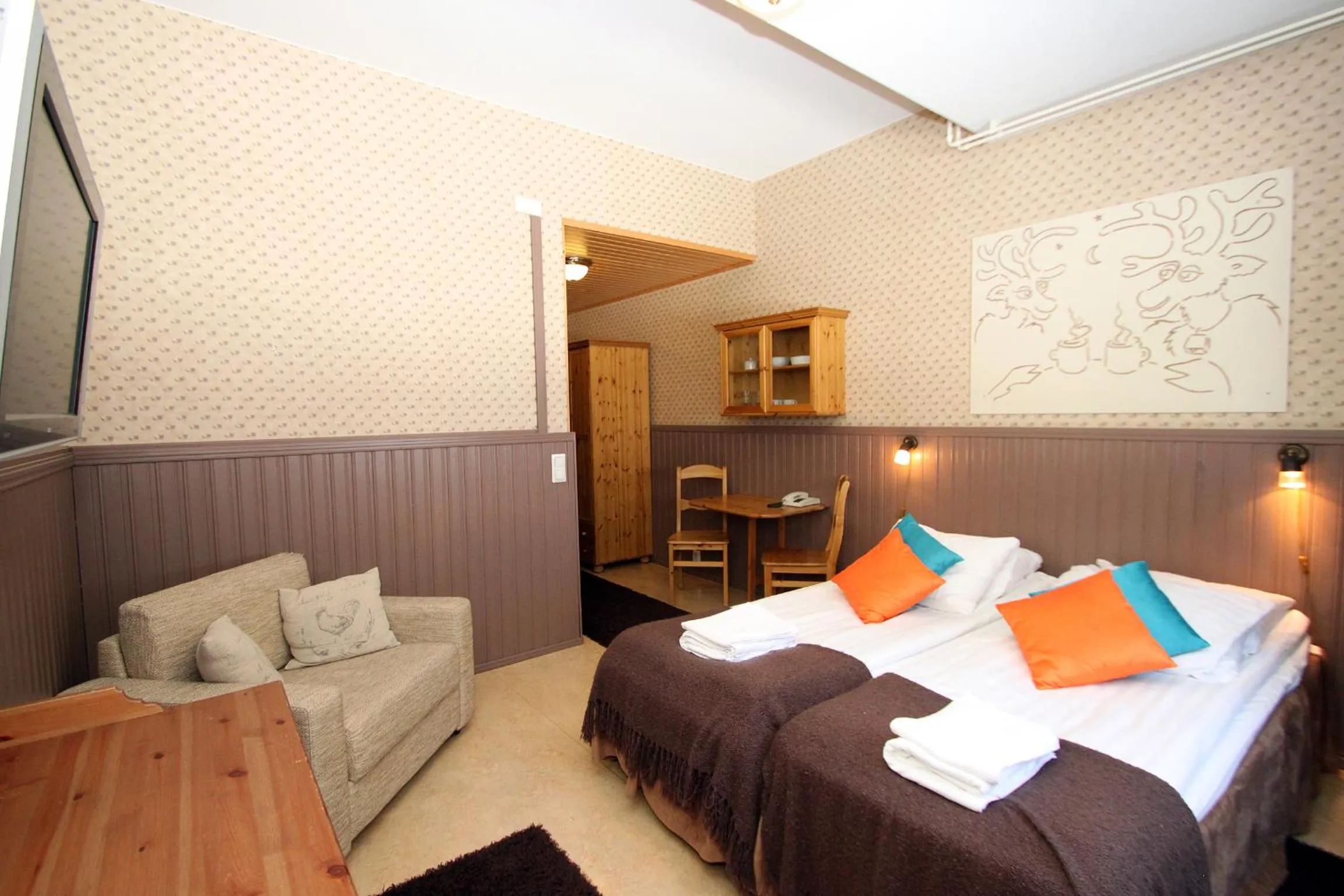 Photo of the whole room, Bed in Hotel Hullu Poro