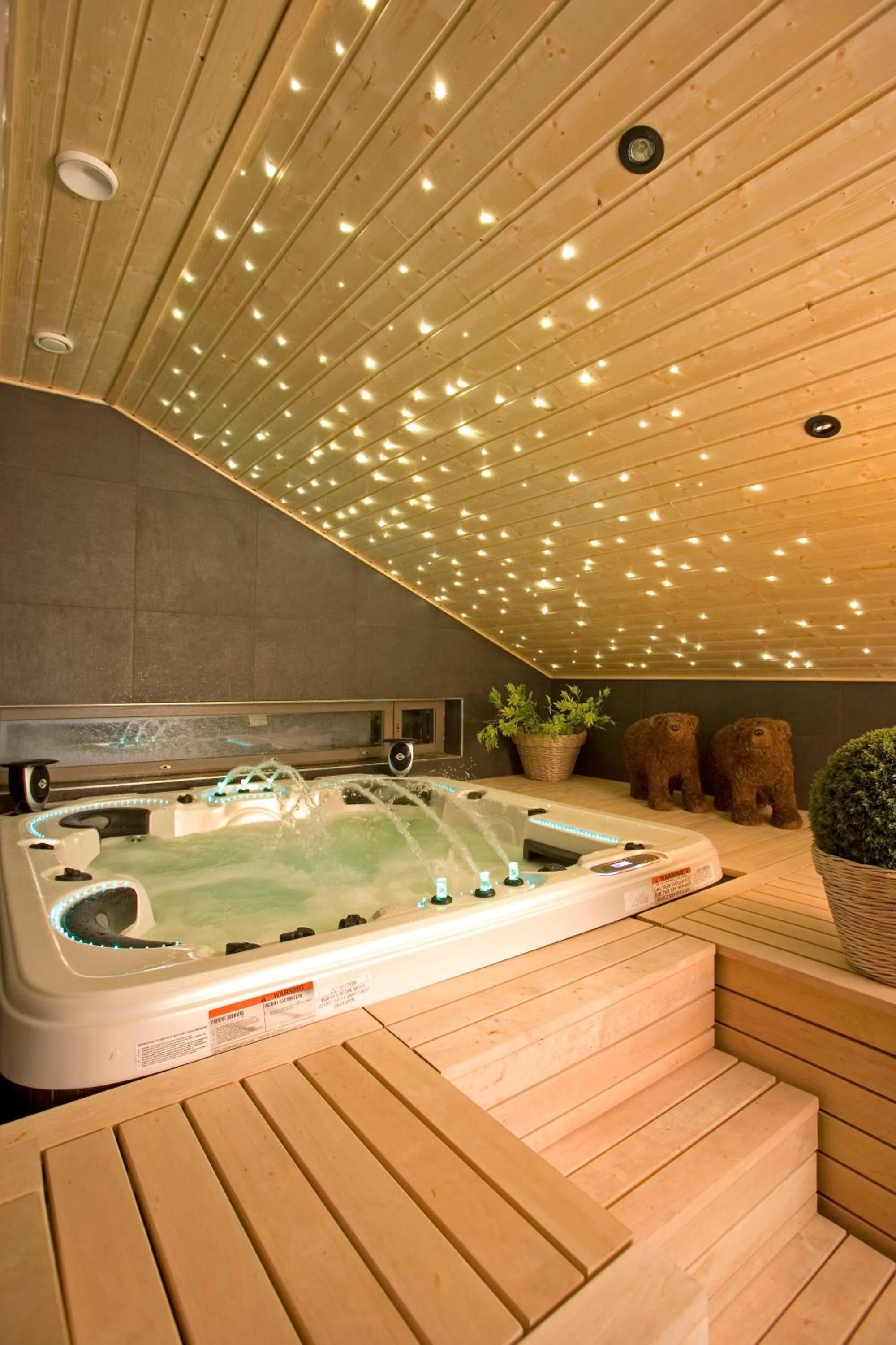 Hot Tub in Hotel Hullu Poro