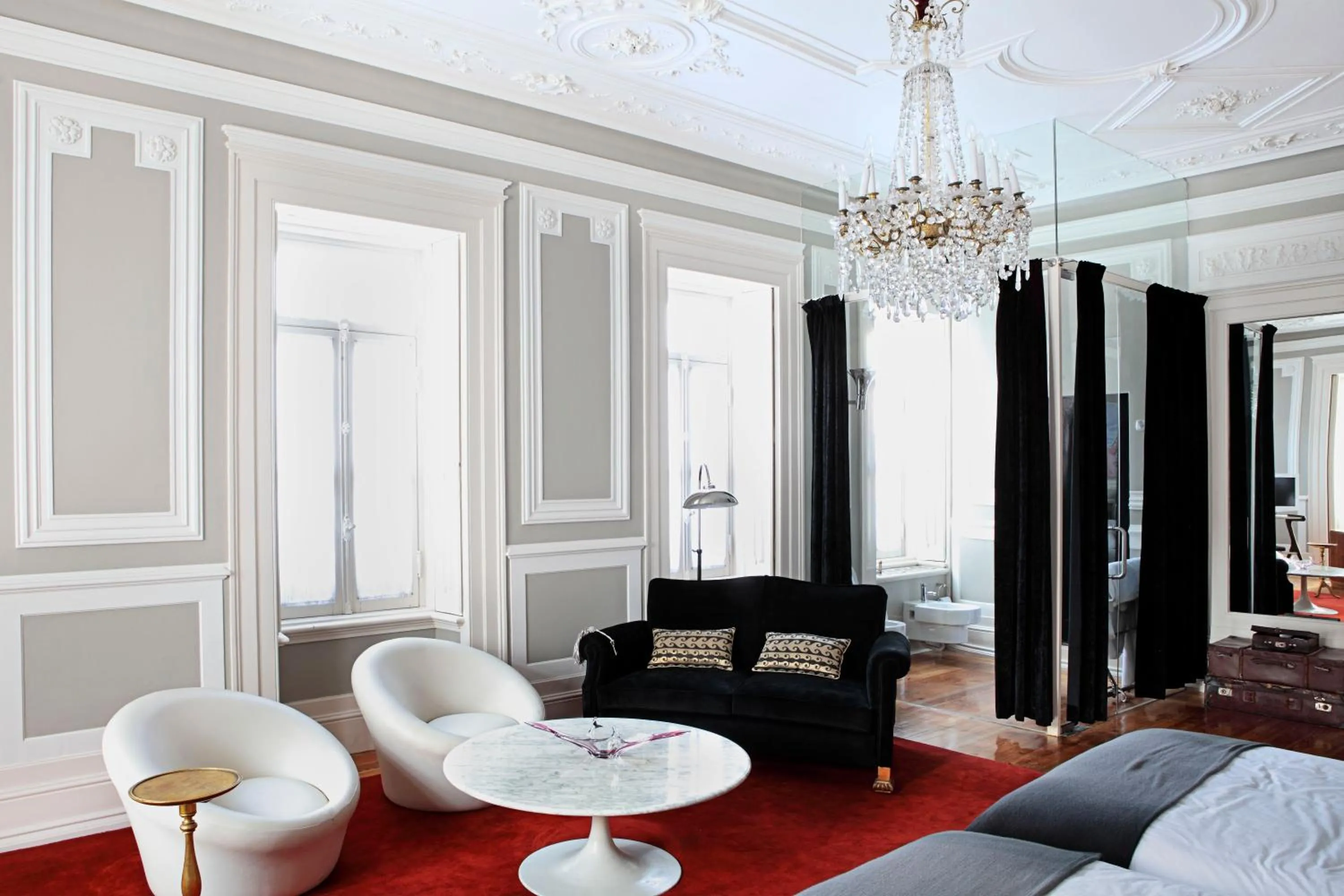 Seating area, Bed in Palacete Chafariz Del Rei - by Unlock Hotels