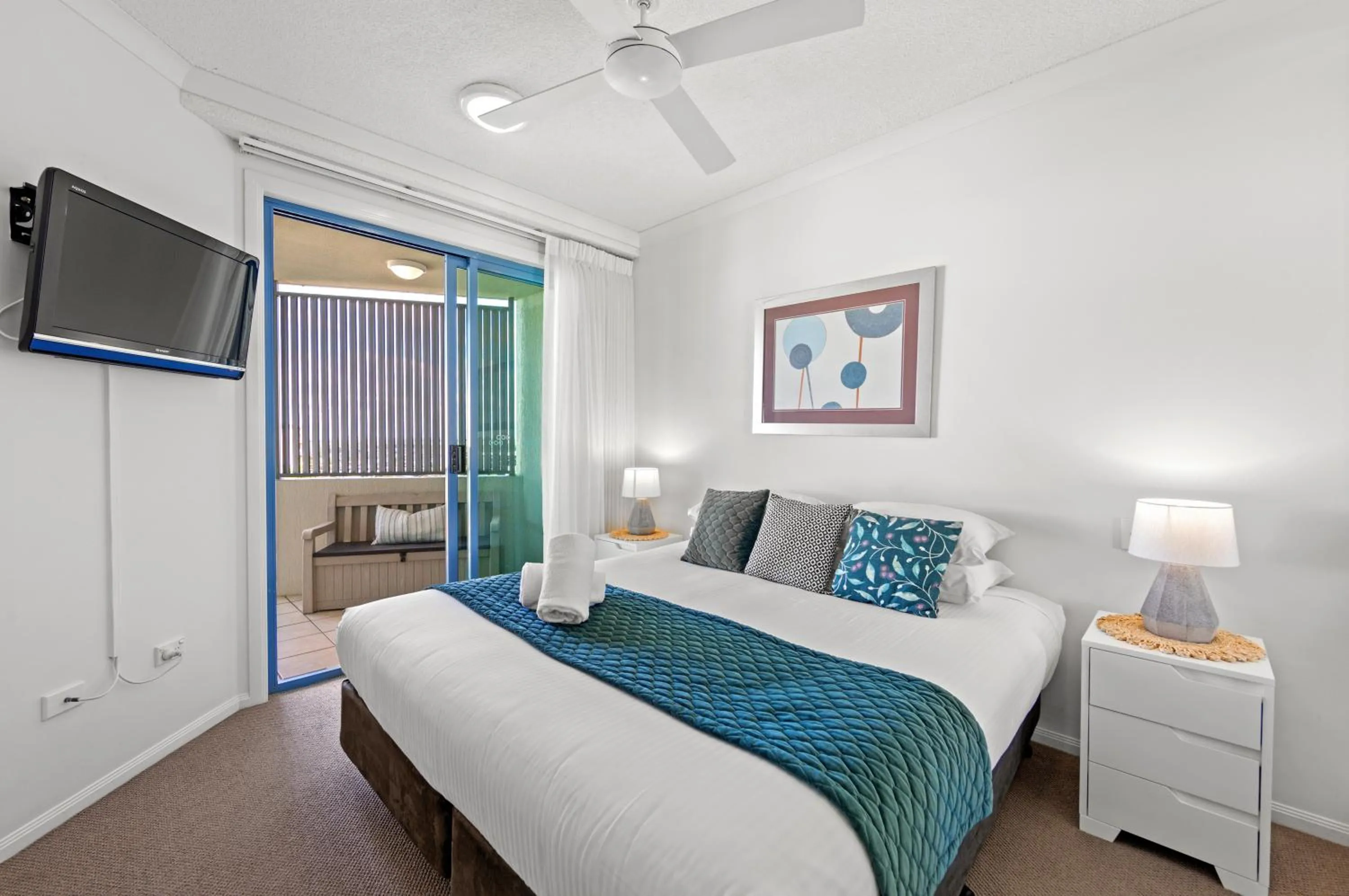 Bed in Alexandra on the Pacific