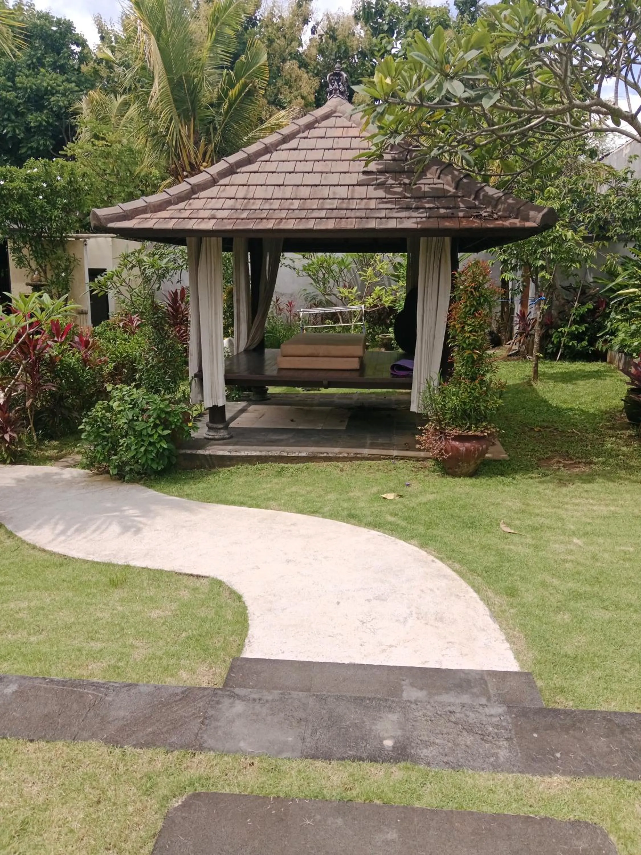 Garden in Muaya Villa