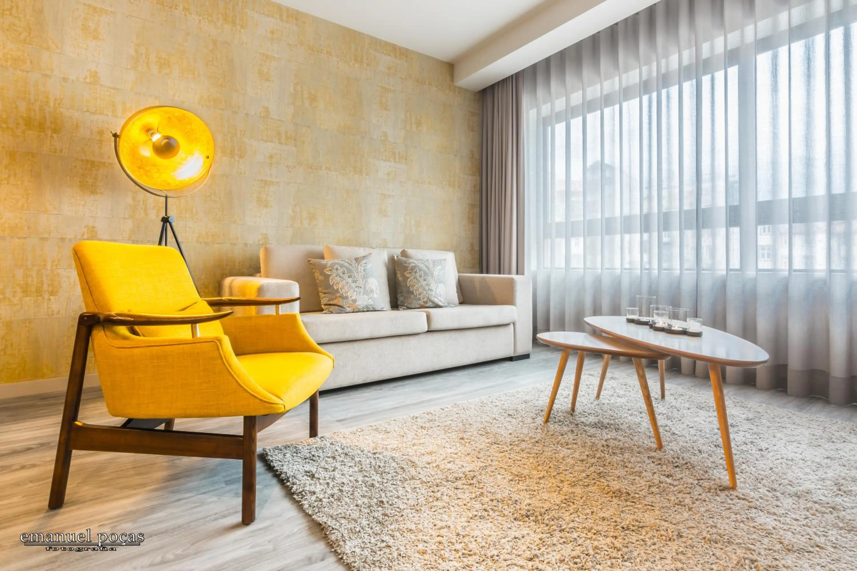 Living room in Passos Manuel by Innapartments