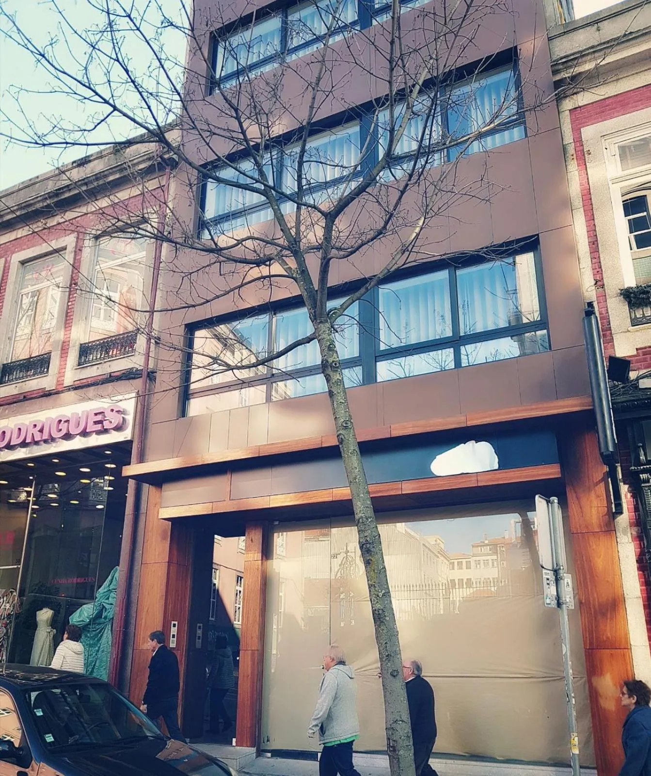 Property building in Passos Manuel by Innapartments