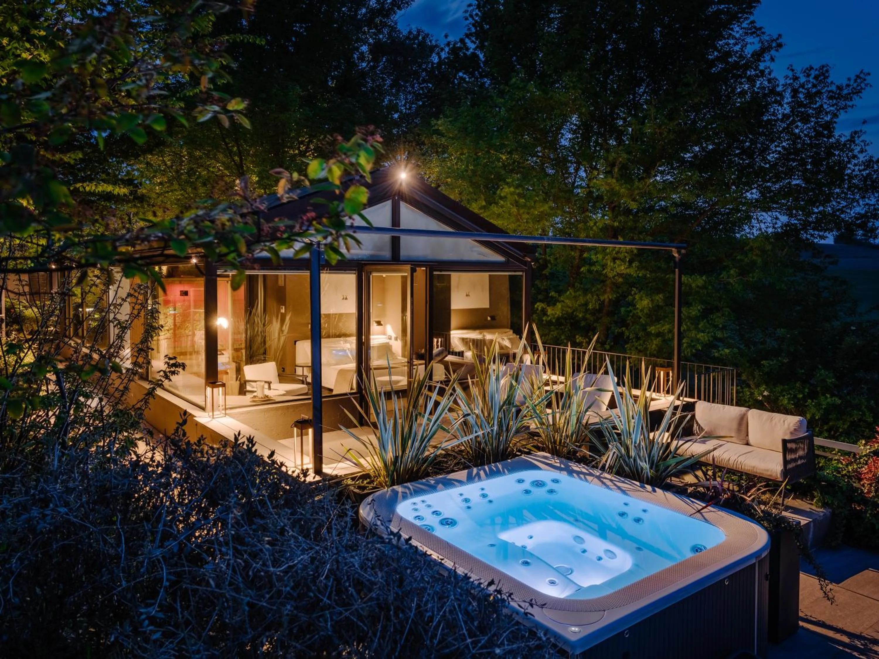 Glass House & SPA Italy