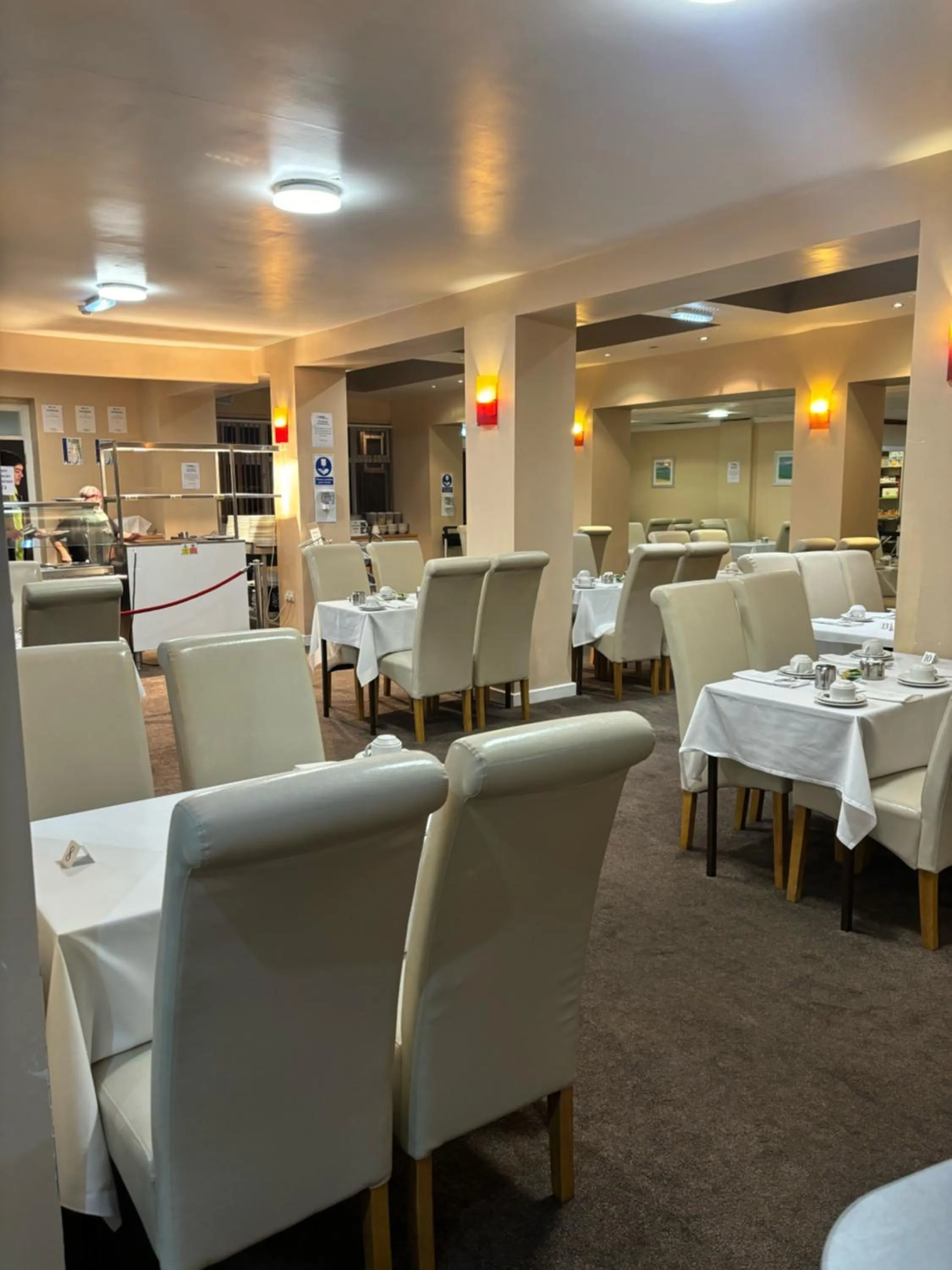 Restaurant/places to eat in The Lawton