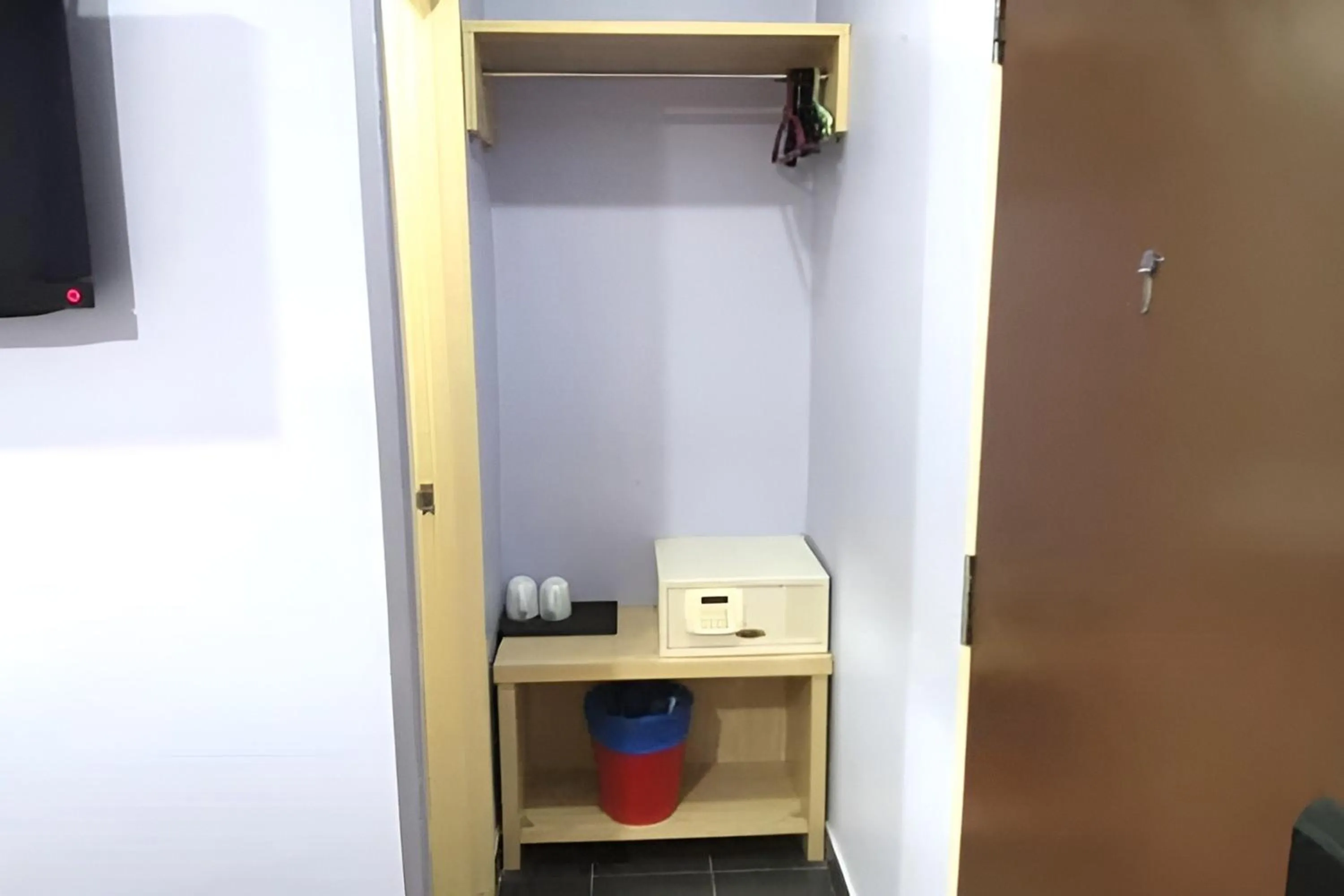 safe in YP Boutique Hotel, Paradigm Mall Petaling Jaya