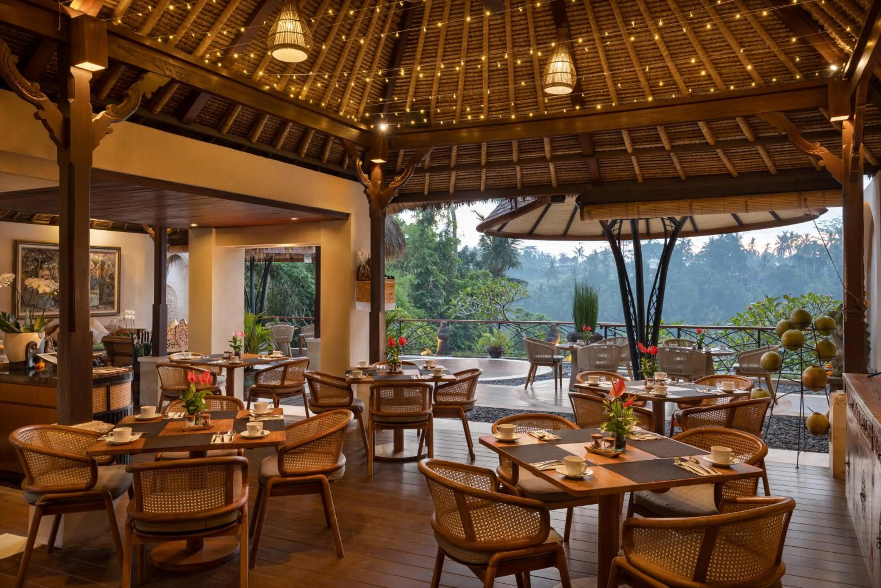Restaurant/places to eat in Jannata Resort and Spa