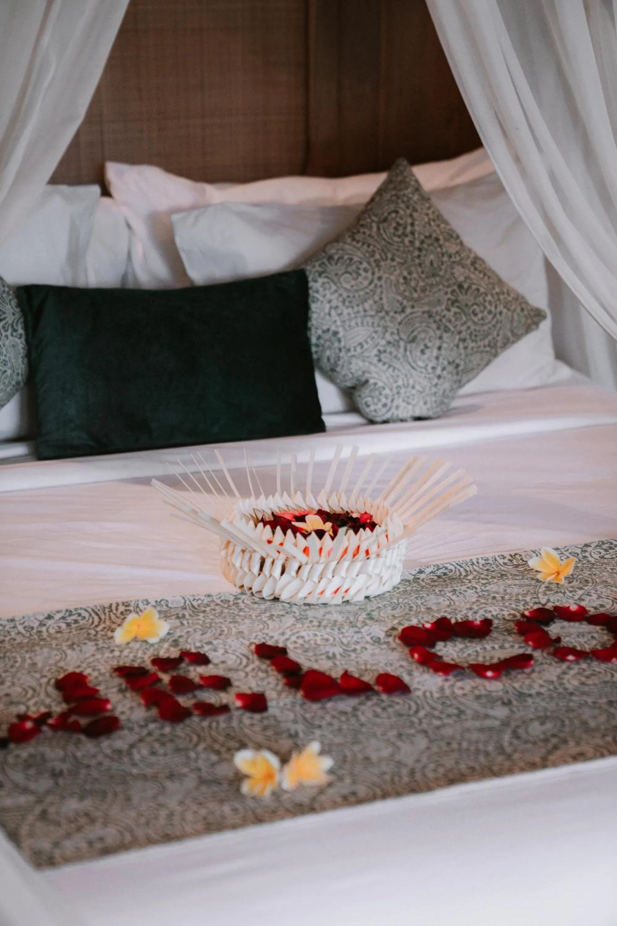 Bed in Jannata Resort and Spa