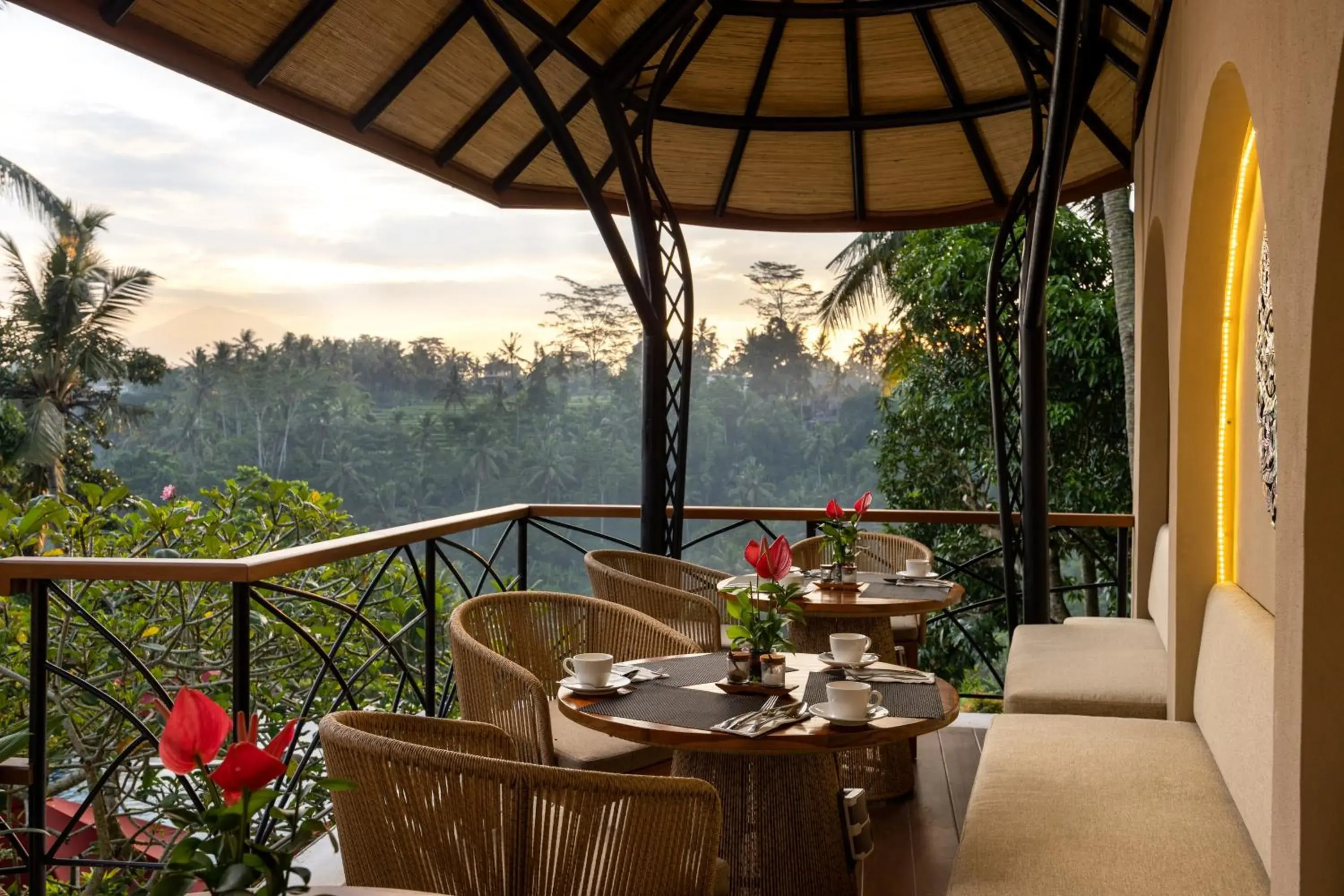 Restaurant/places to eat in Jannata Resort and Spa Restaurant/places to eat in Jannata Resort and Spa