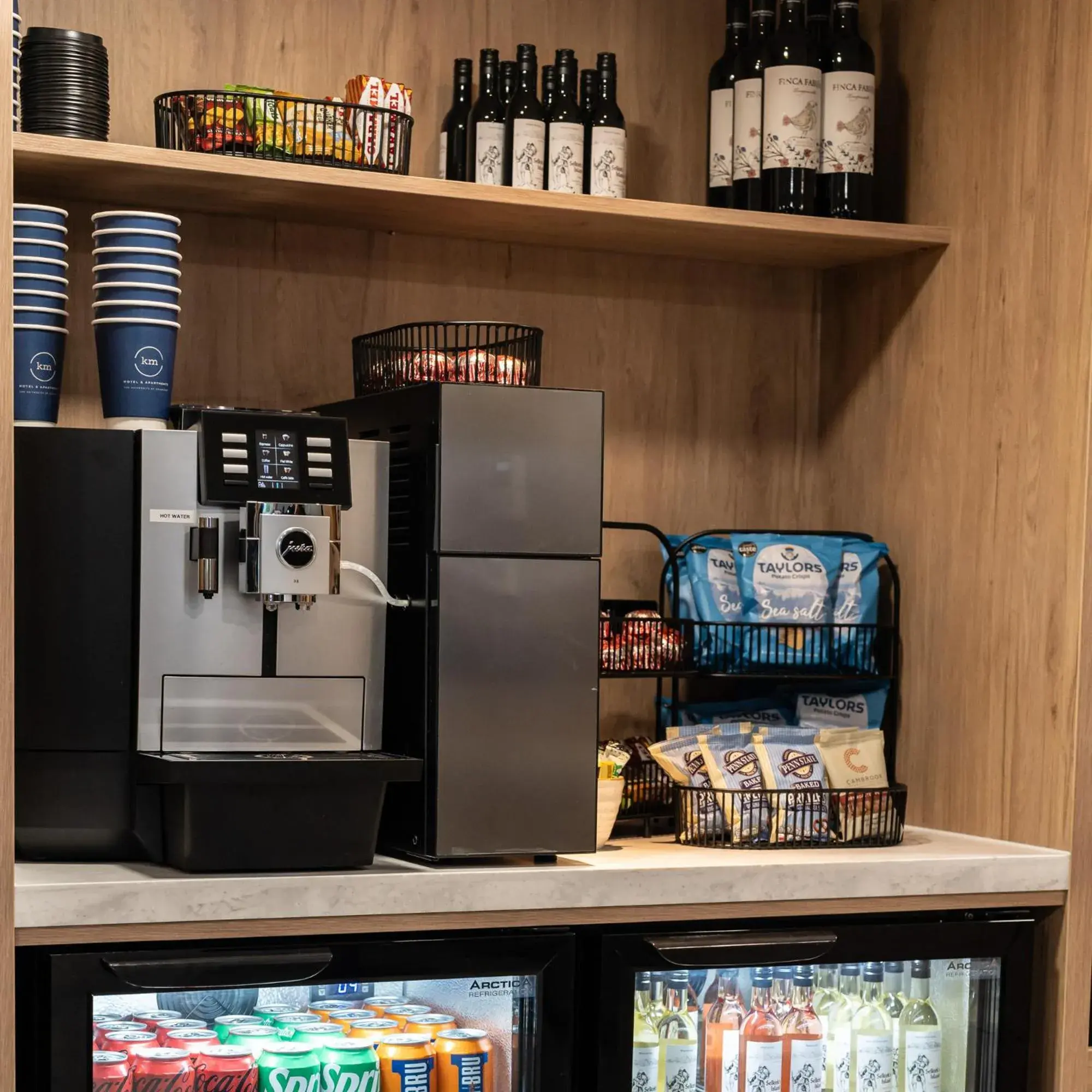 Lobby or reception in KM Hotel Lobby or reception in KM Hotel