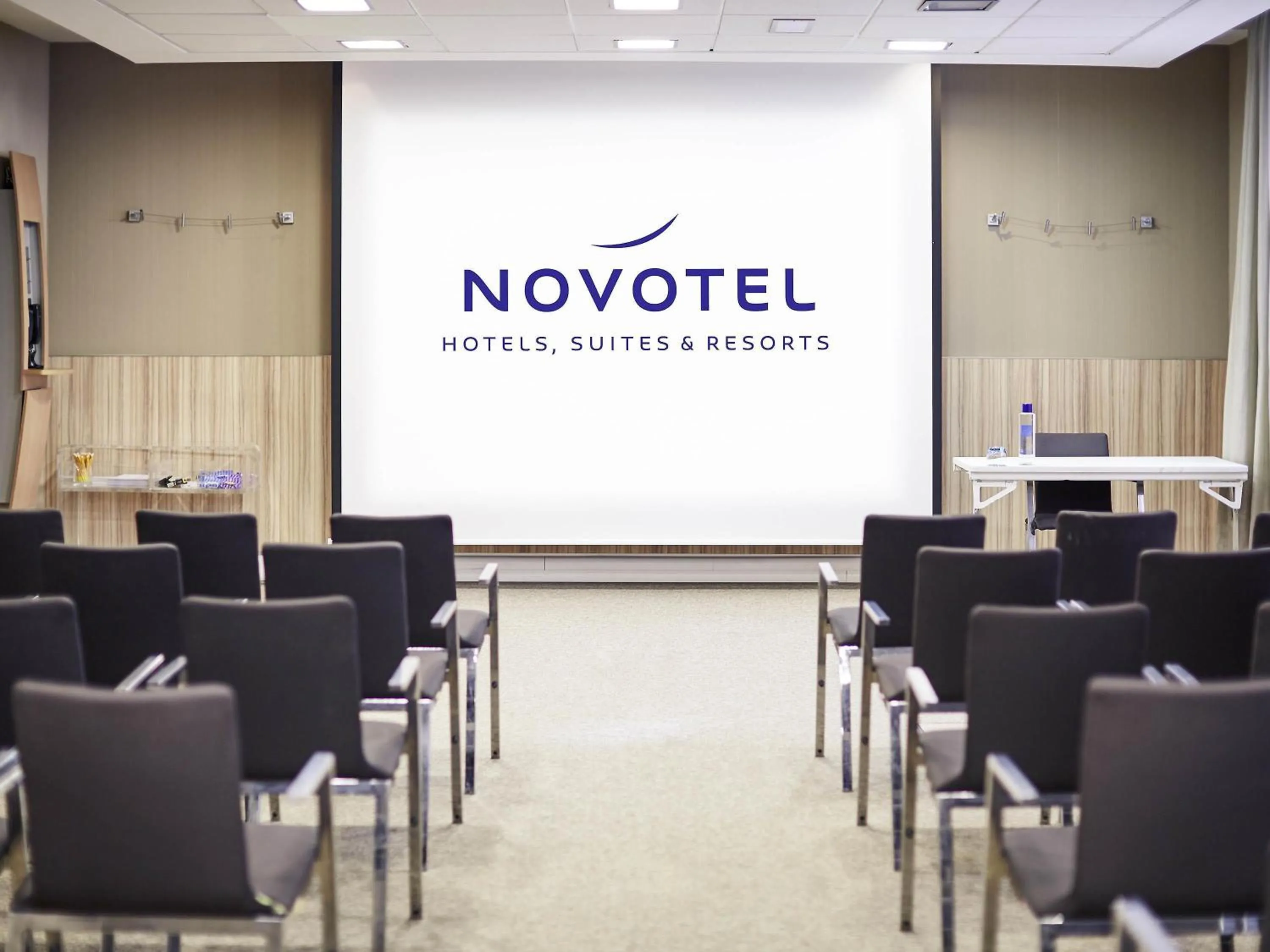 Meeting/conference room in Novotel Liverpool Centre