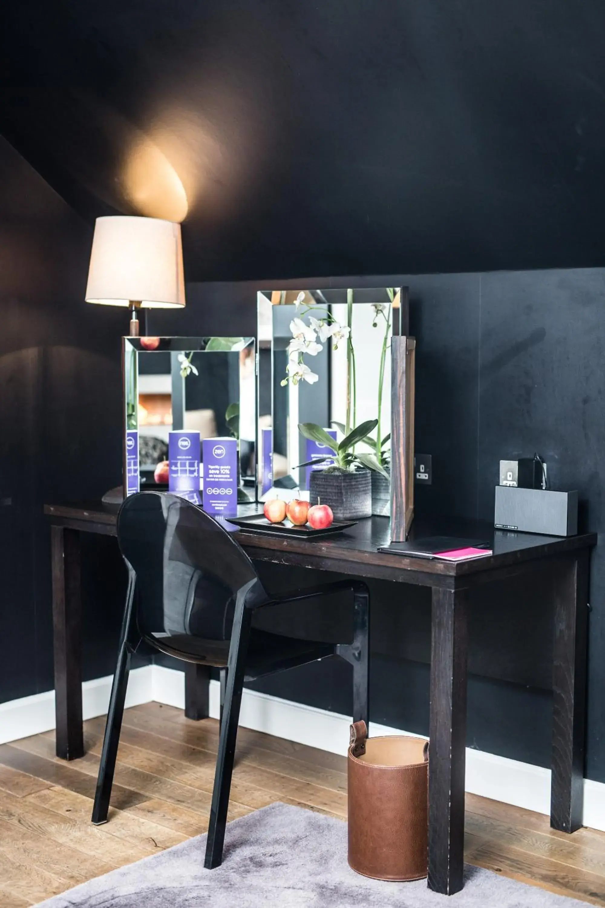 hair dresser in Tigerlily hair dresser in Tigerlily