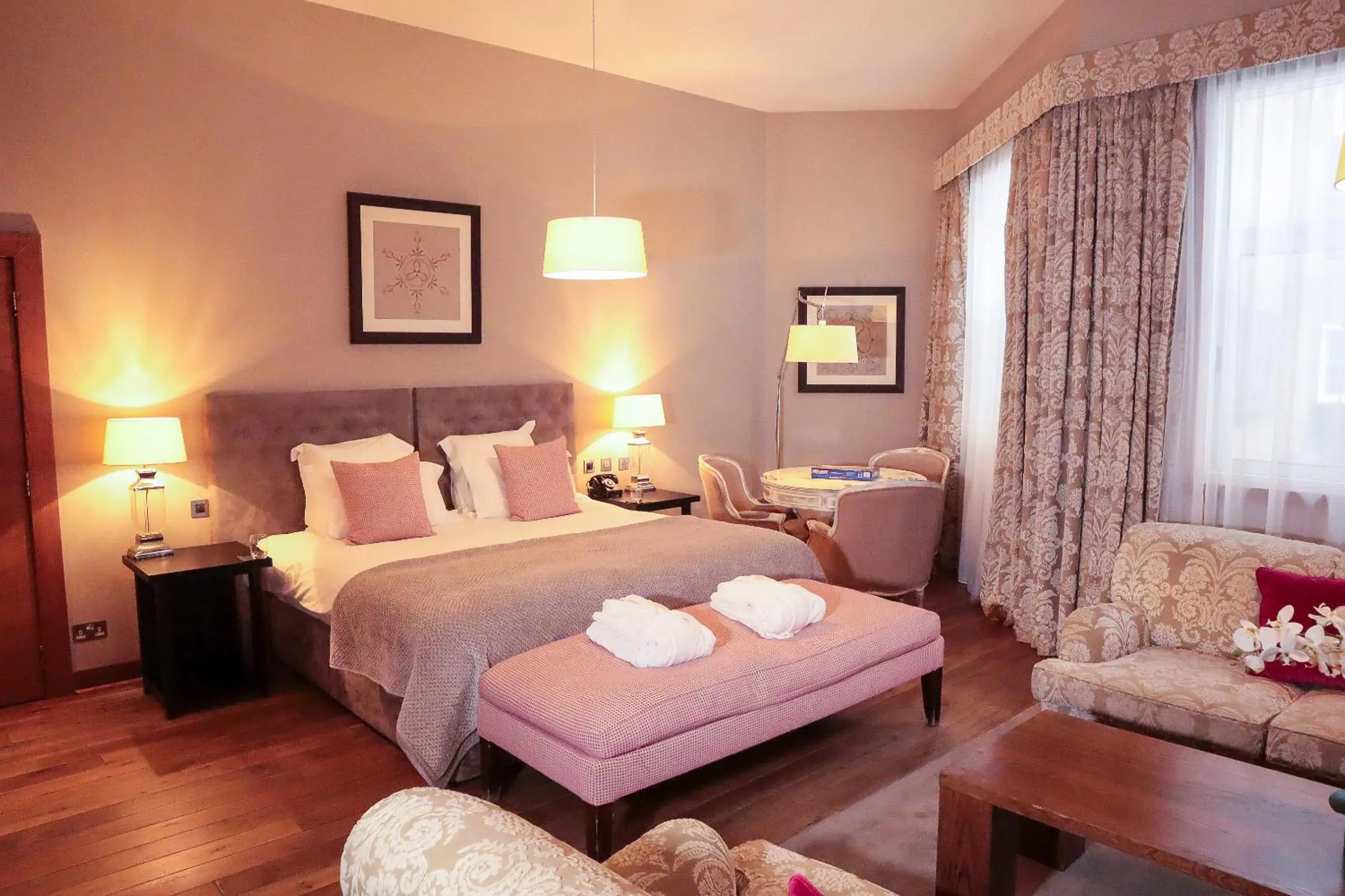 Junior Suite in Tigerlily Junior Suite in Tigerlily