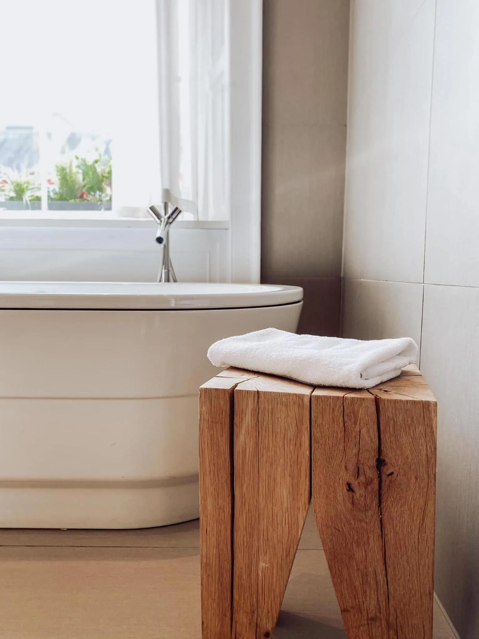 Bathroom in Tigerlily