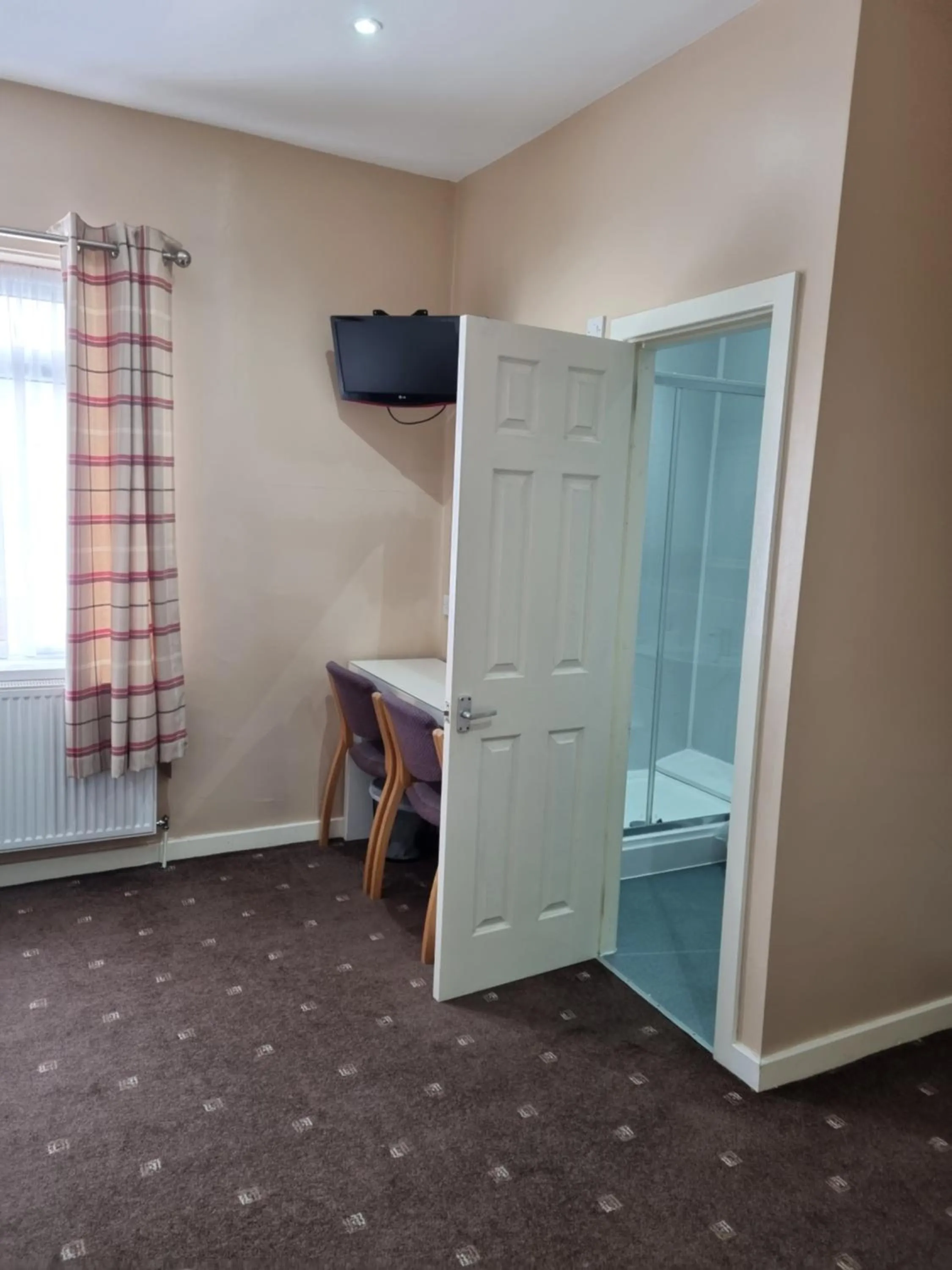 bunk bed in The Beechfield Hotel