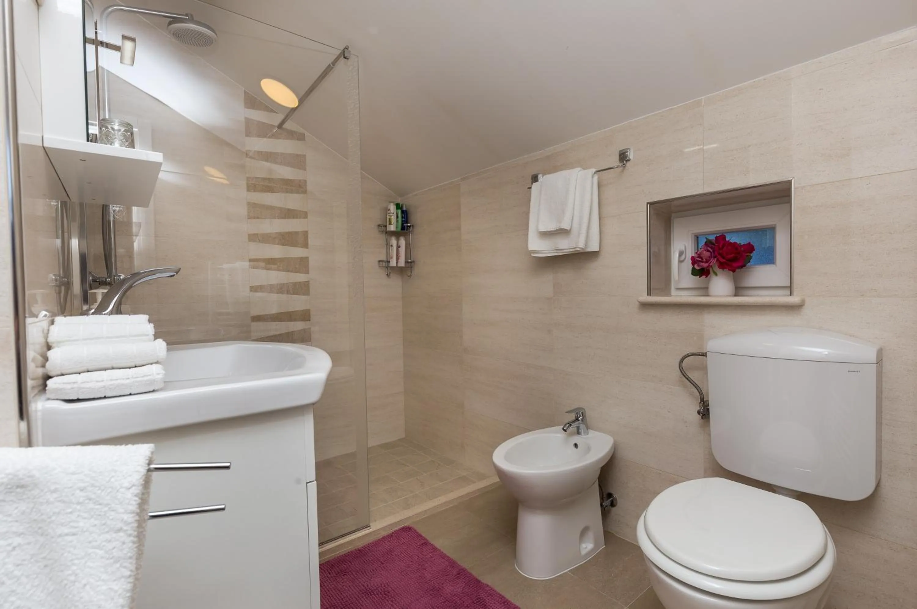 Bathroom in Cetinic Apartment