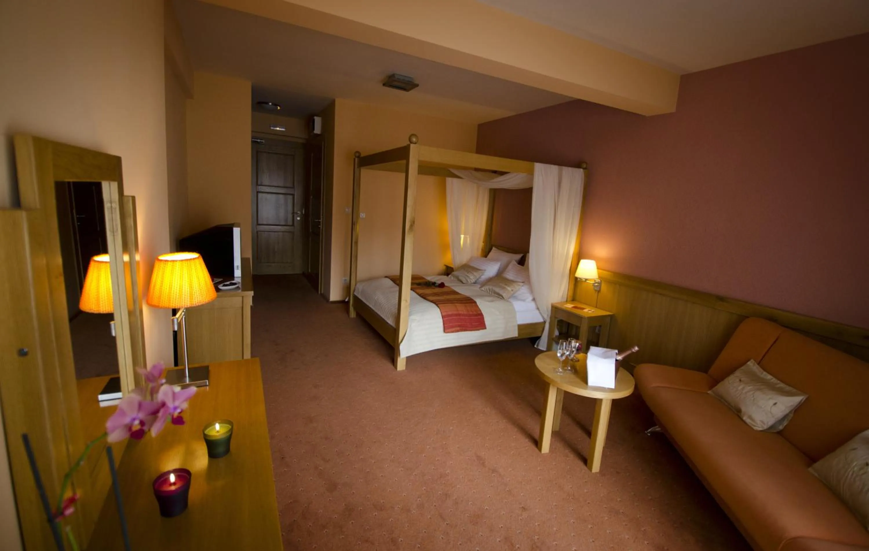 Photo of the whole room in Hotel - Restaurant Gonduzo