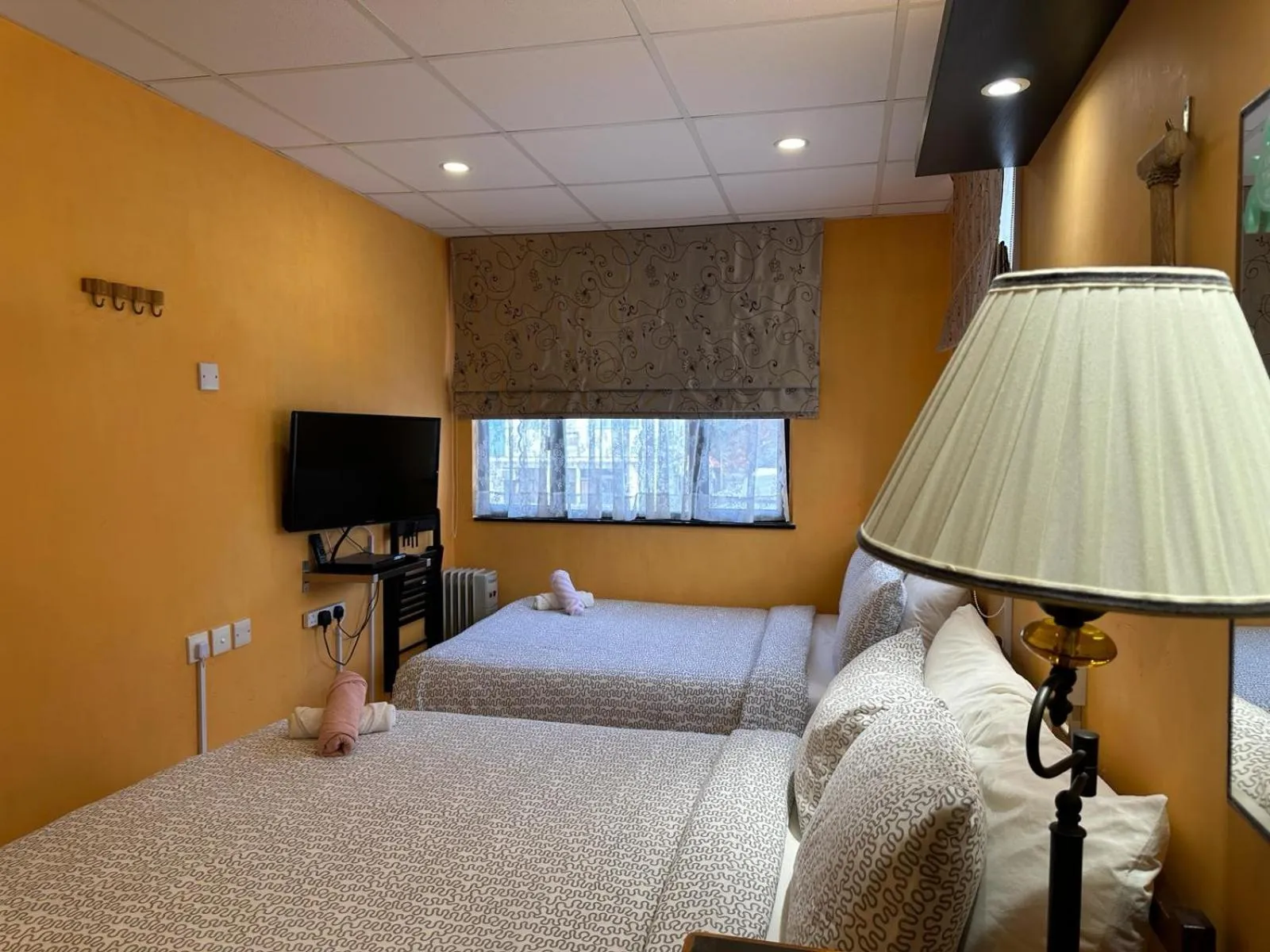 TV and multimedia, Bed in Bali Holiday Resort