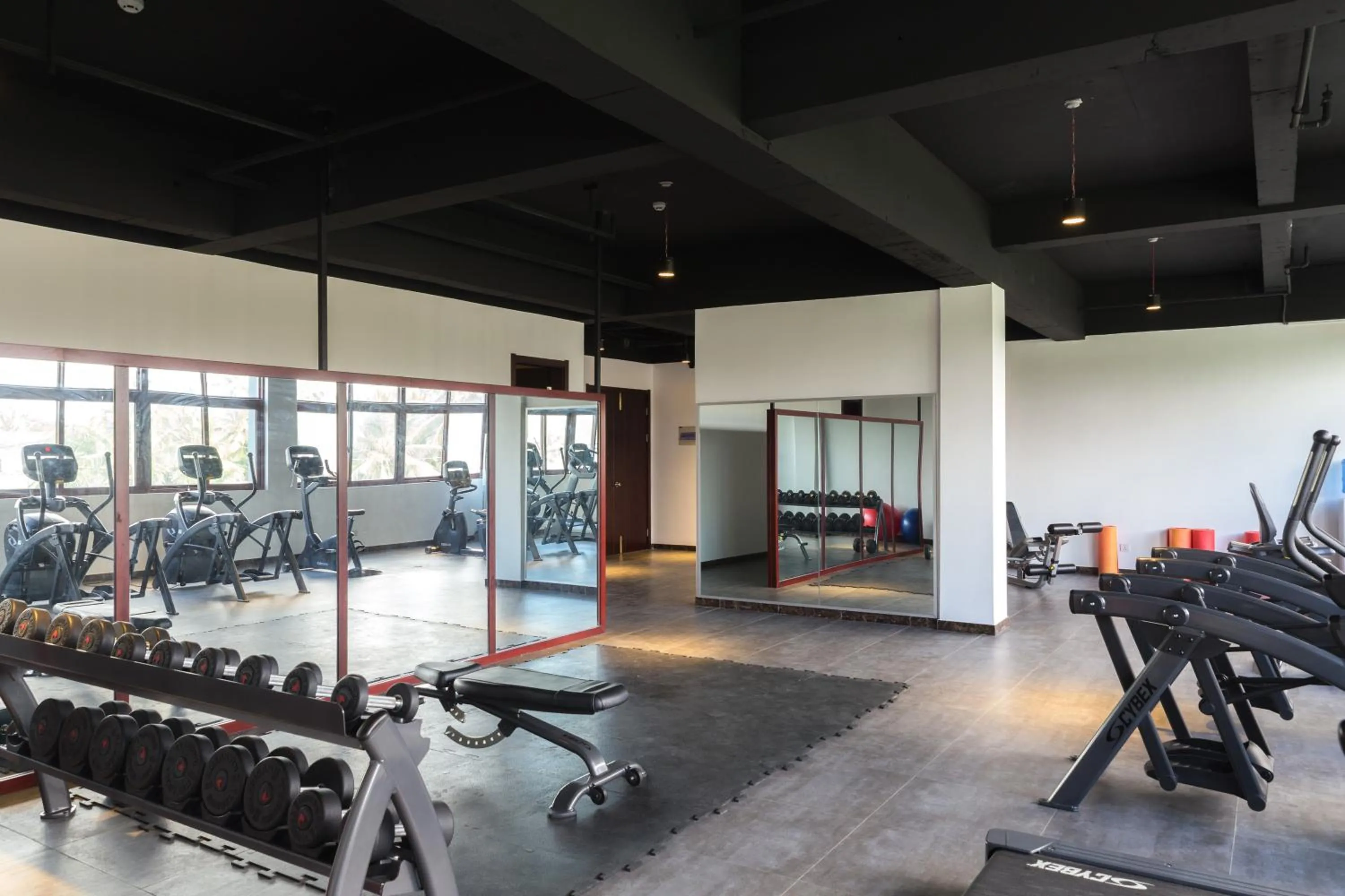 Fitness centre/facilities in Jie Jie Beach Hotel
