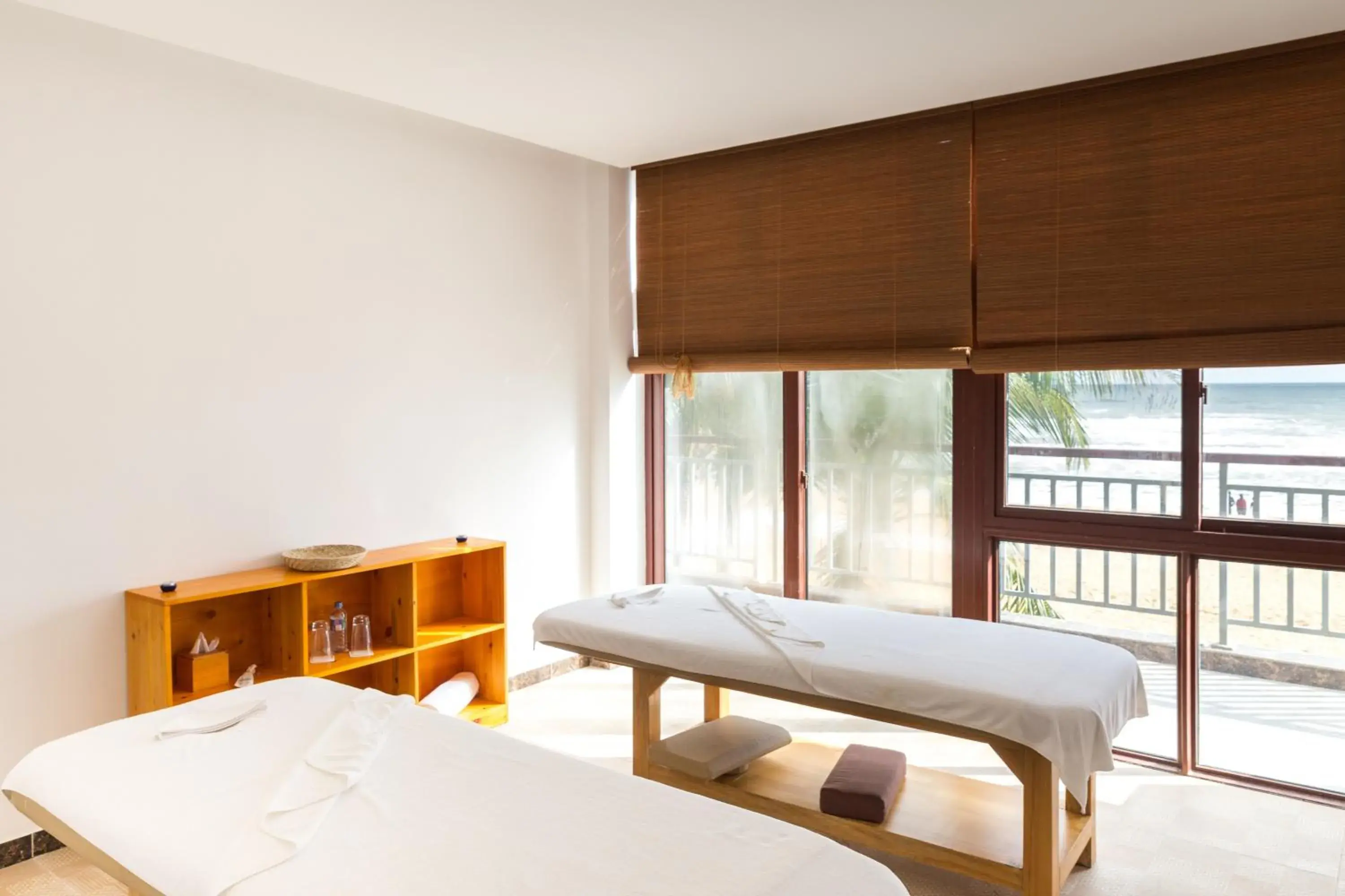 Spa and wellness centre/facilities, Bed in Jie Jie Beach Hotel Spa and wellness centre/facilities, Bed in Jie Jie Beach Hotel