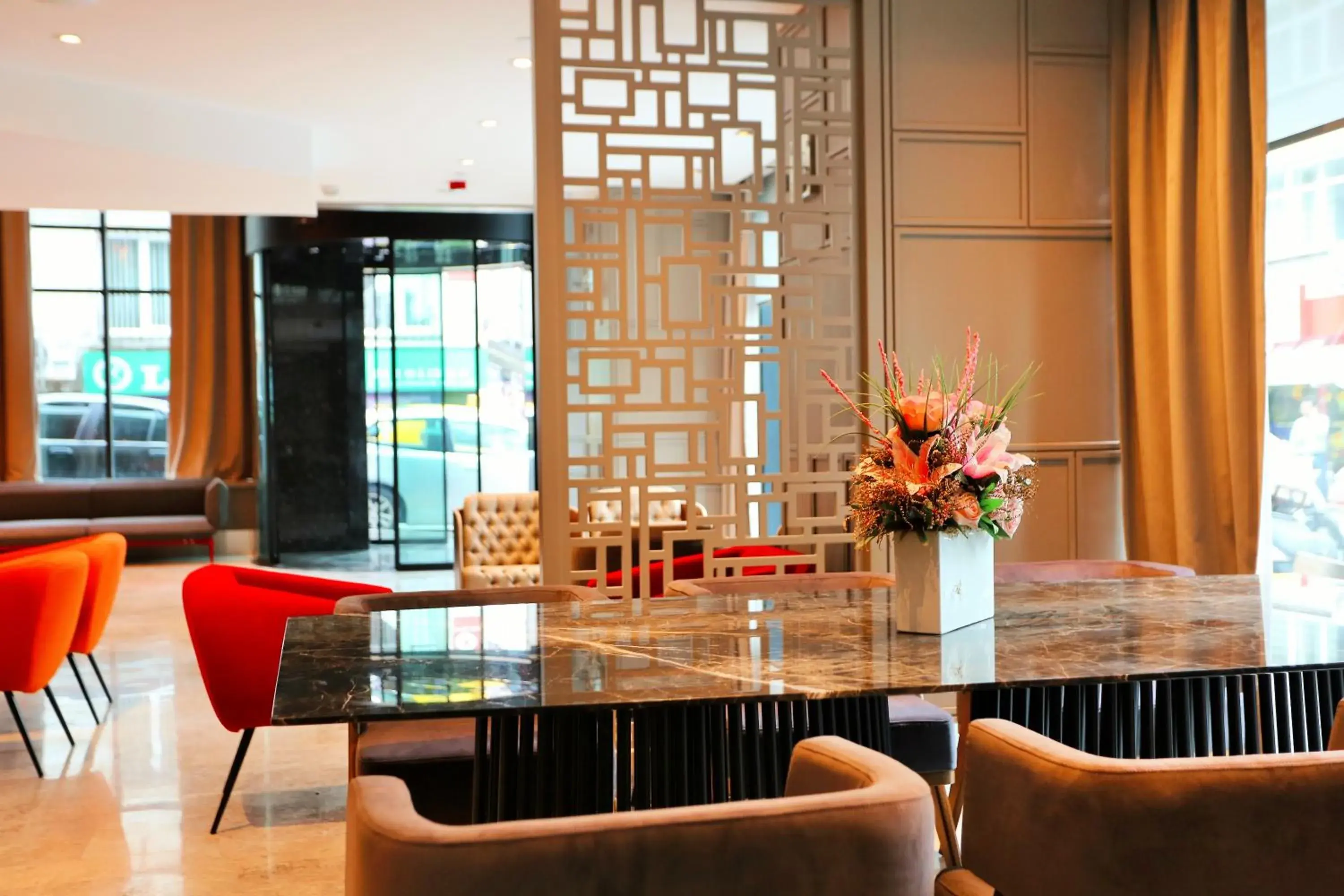 Lounge or bar in MARE PARK Hotel & SPA Lounge or bar in MARE PARK Hotel & SPA