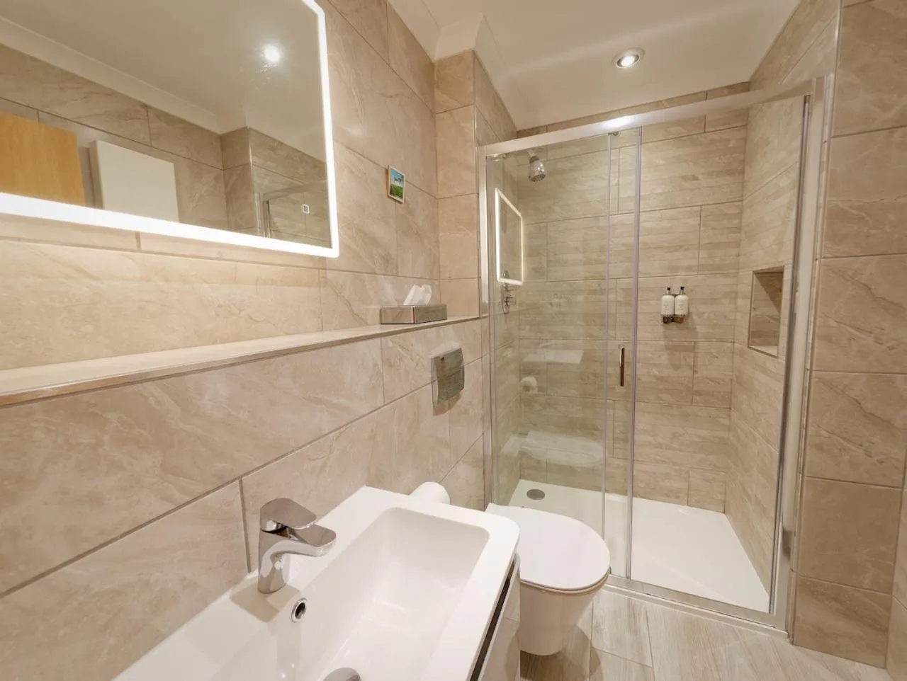 Bathroom in The Ship Inn - Winner Best Hotel Experience 2024 Visit Scotland
