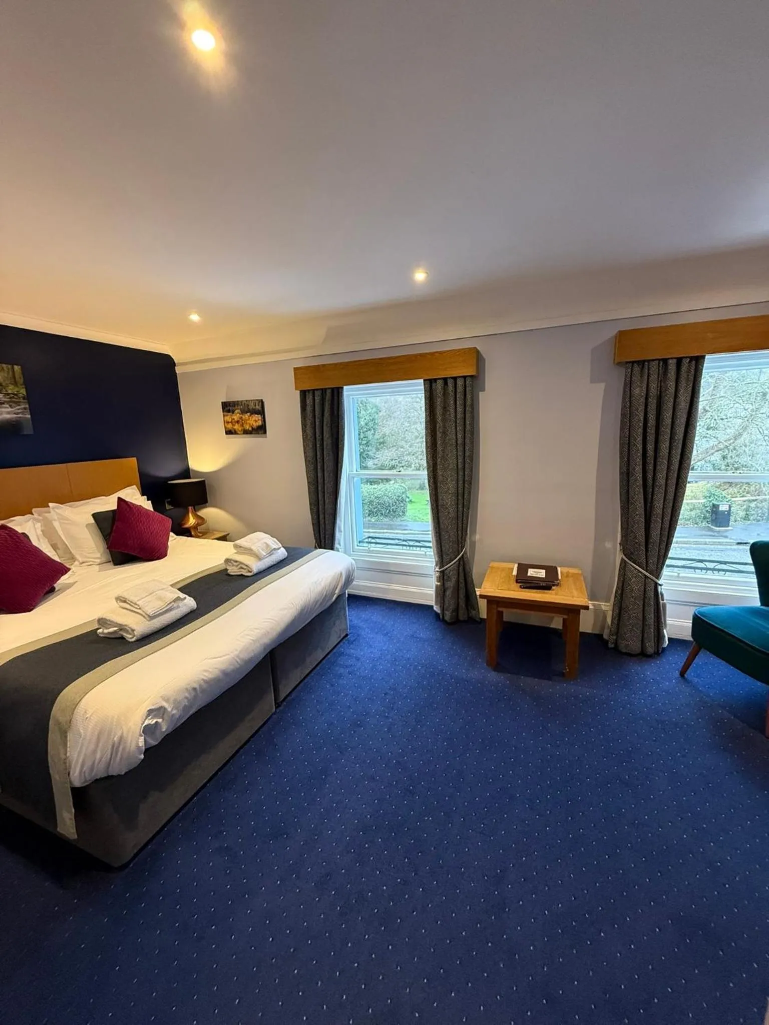 Bed in The Ship Inn - Winner Best Hotel Experience 2024 Visit Scotland
