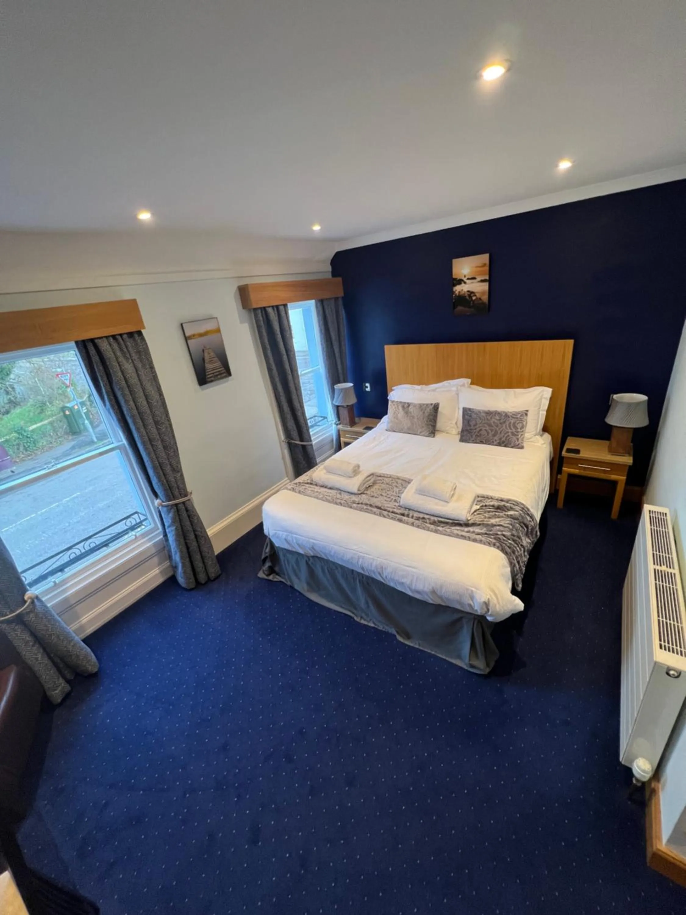Bedroom, Bed in The Ship Inn - Winner Best Hotel Experience 2024 Visit Scotland