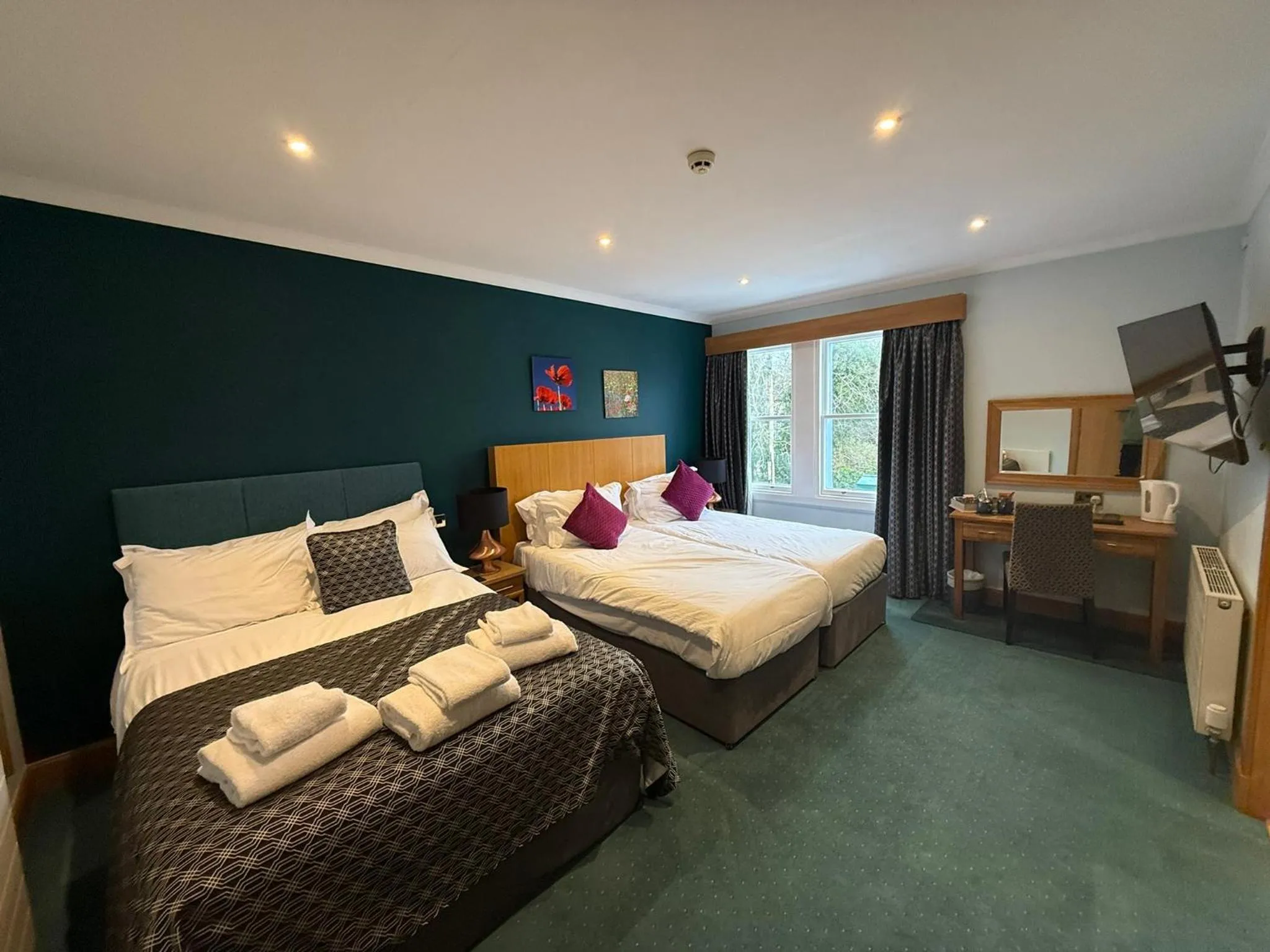 Bed in The Ship Inn - Winner Best Hotel Experience 2024 Visit Scotland