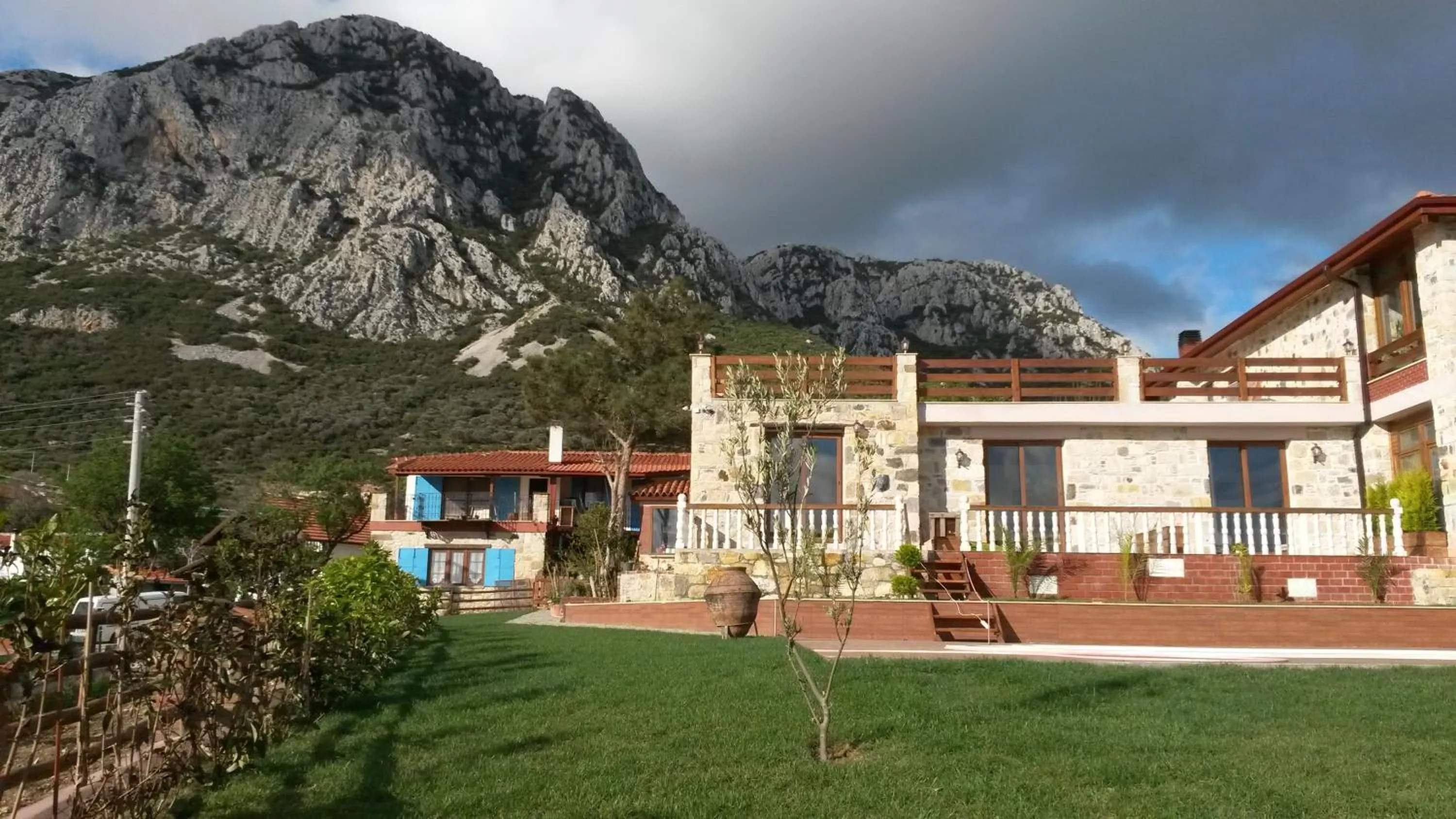 Garden in Taş Avlu Butik Otel