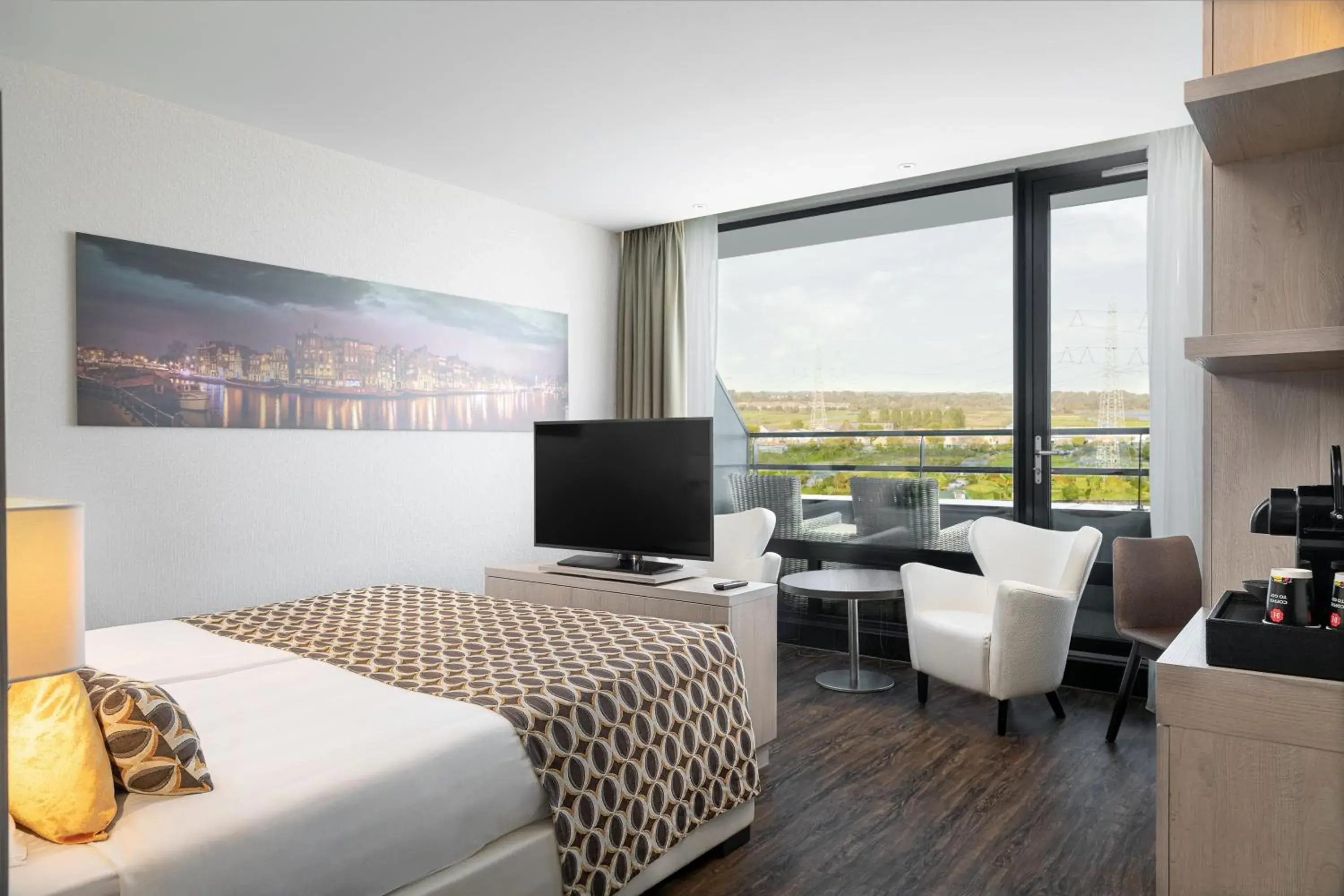 Double Room with King Size Bed in Van der Valk Hotel Oostzaan - Amsterdam Double Room with King Size Bed in Van der Valk Hotel Oostzaan - Amsterdam
