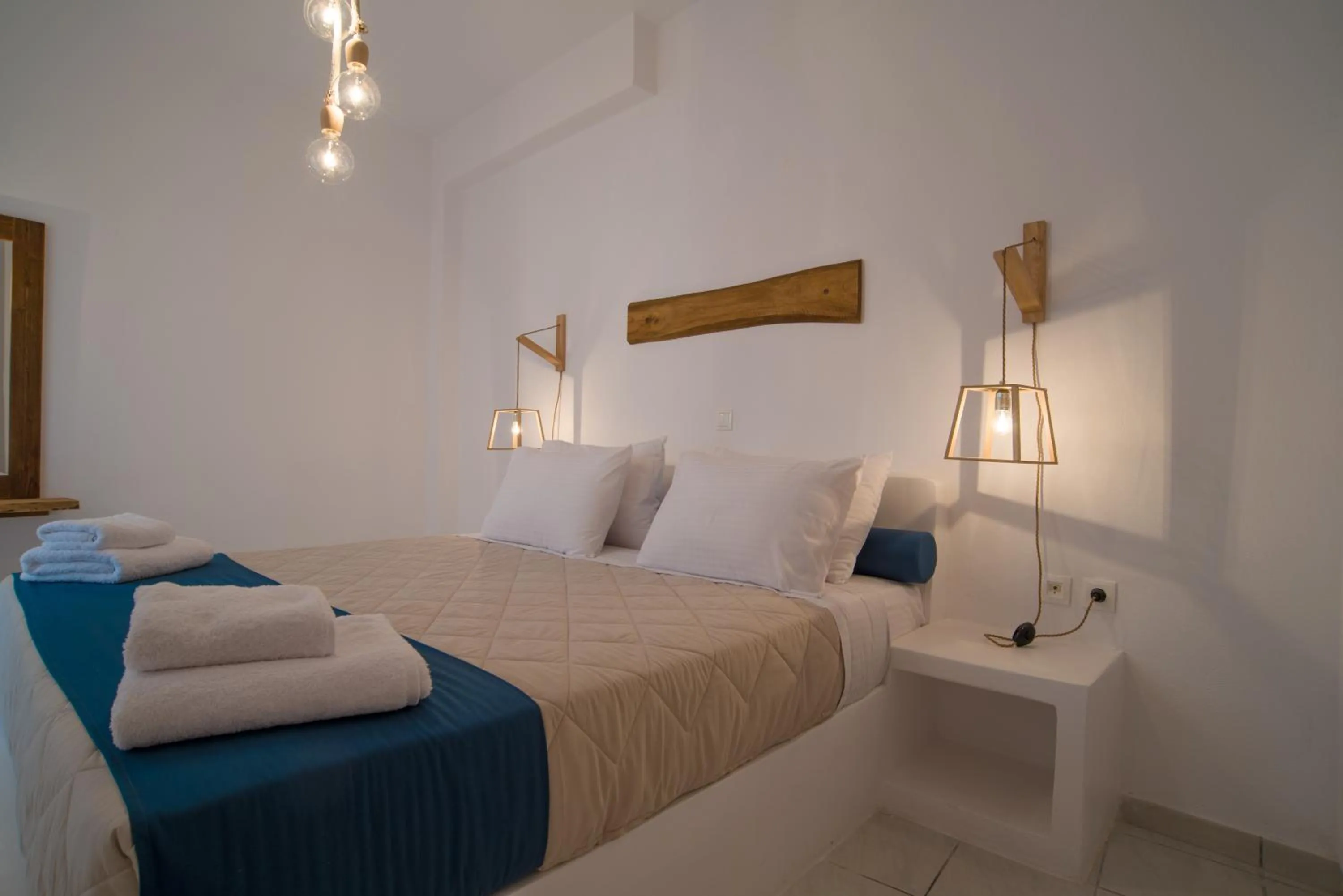 Bedroom, Bed in Santorini Crystal Blue Boutique Hotel