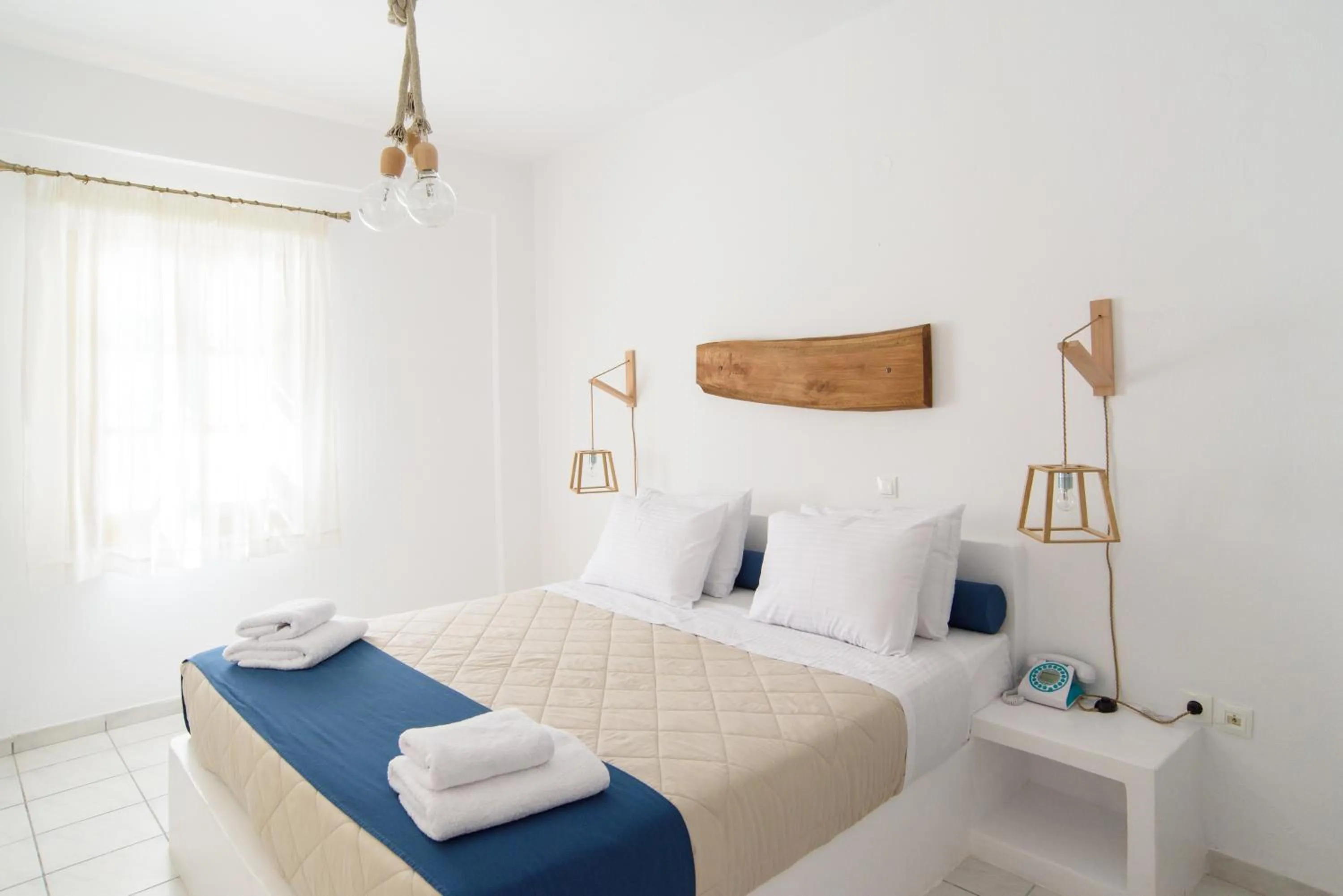 Day, Bed in Santorini Crystal Blue Boutique Hotel