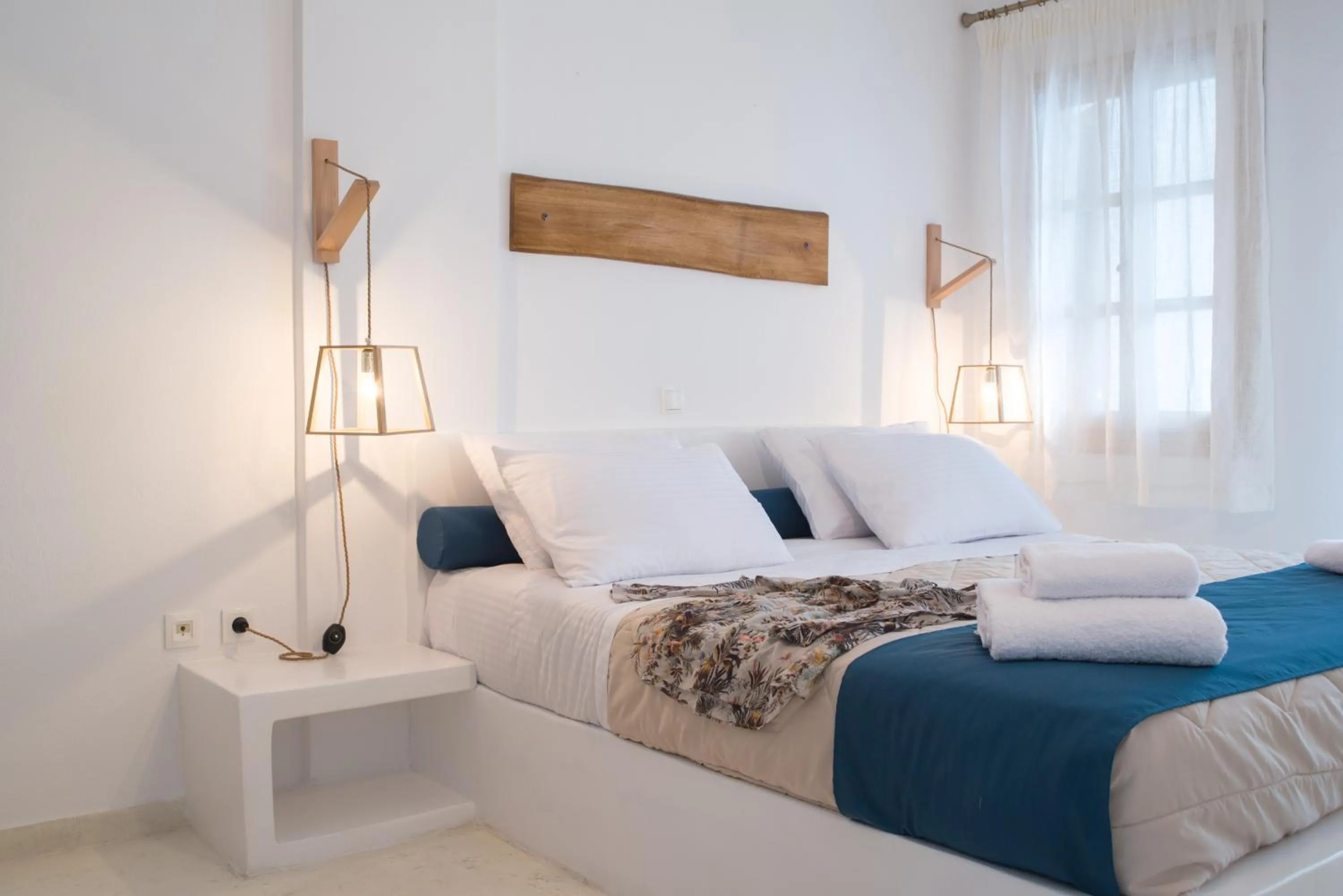Day, Bed in Santorini Crystal Blue Boutique Hotel