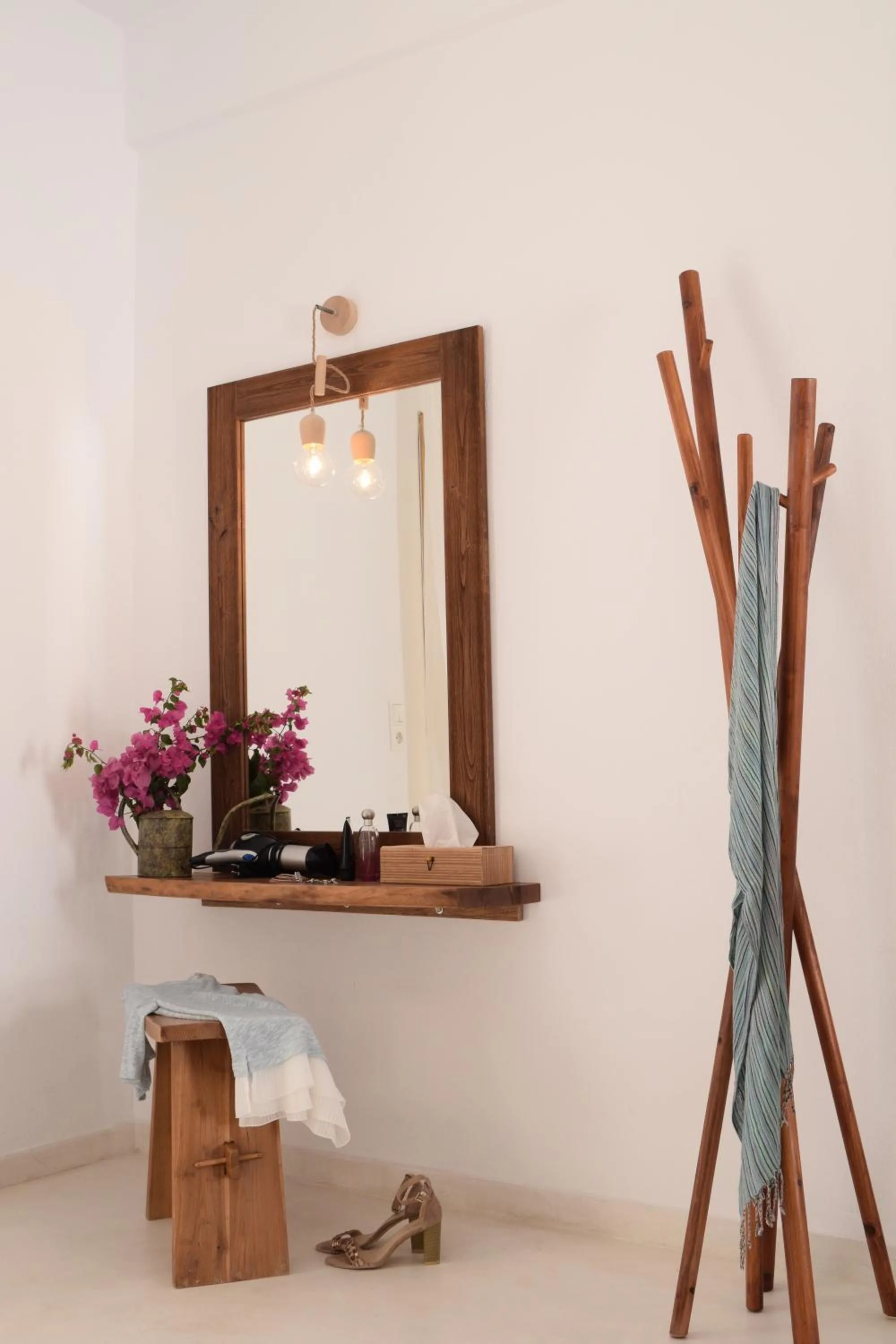 Decorative detail in Santorini Crystal Blue Boutique Hotel