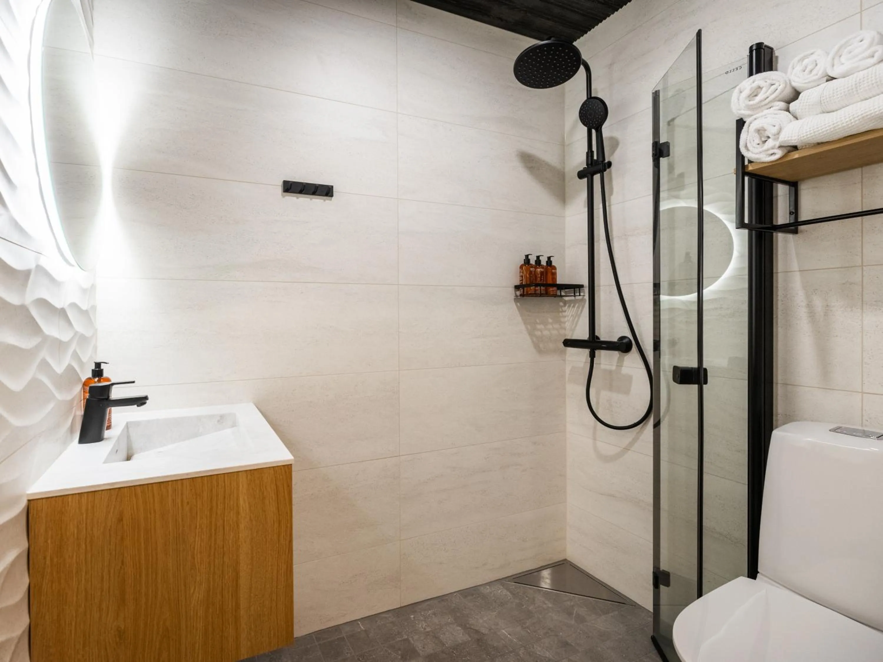 Bathroom in Santa's Resort & Spa Hotel Sani