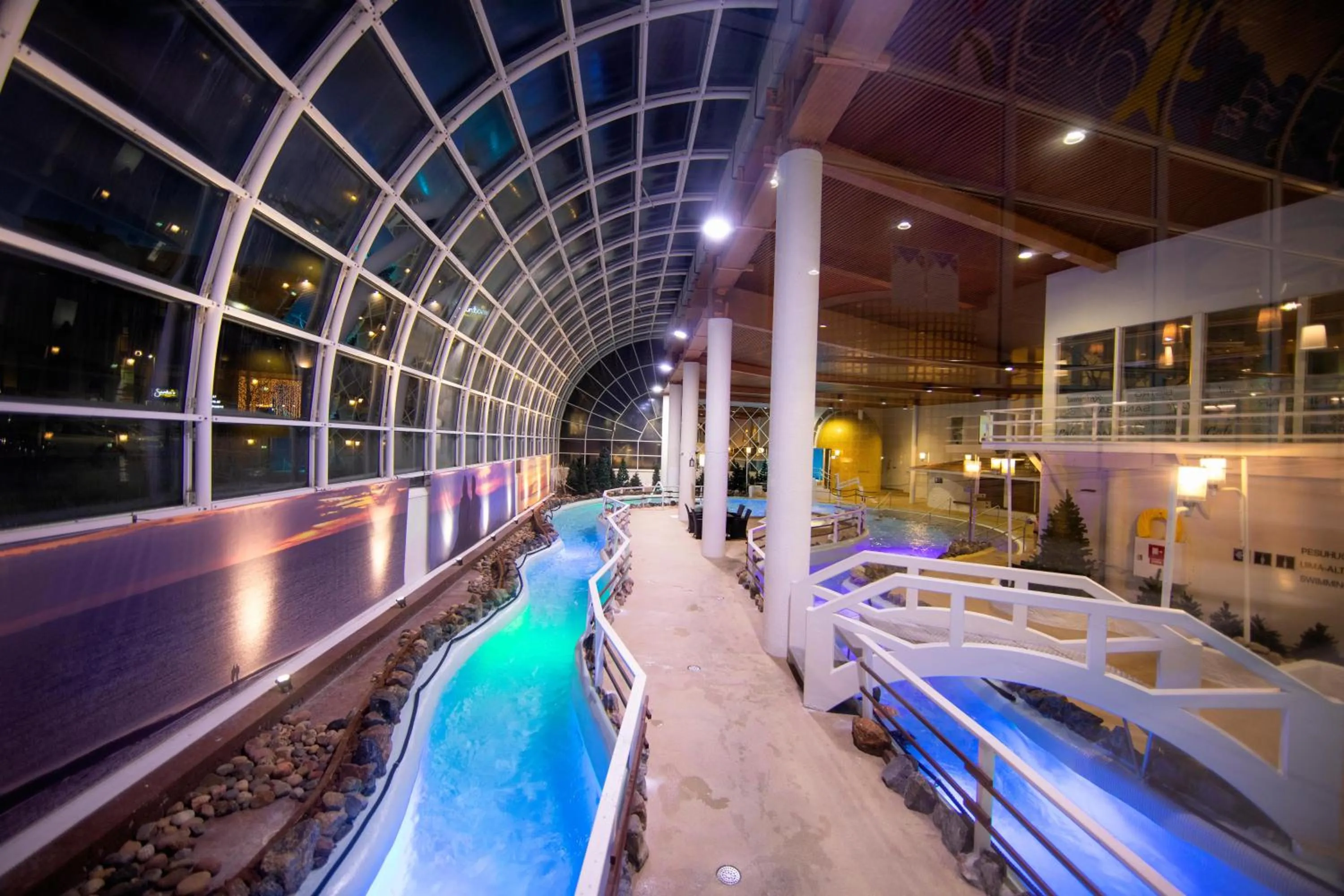 Swimming pool in Santa's Resort & Spa Hotel Sani