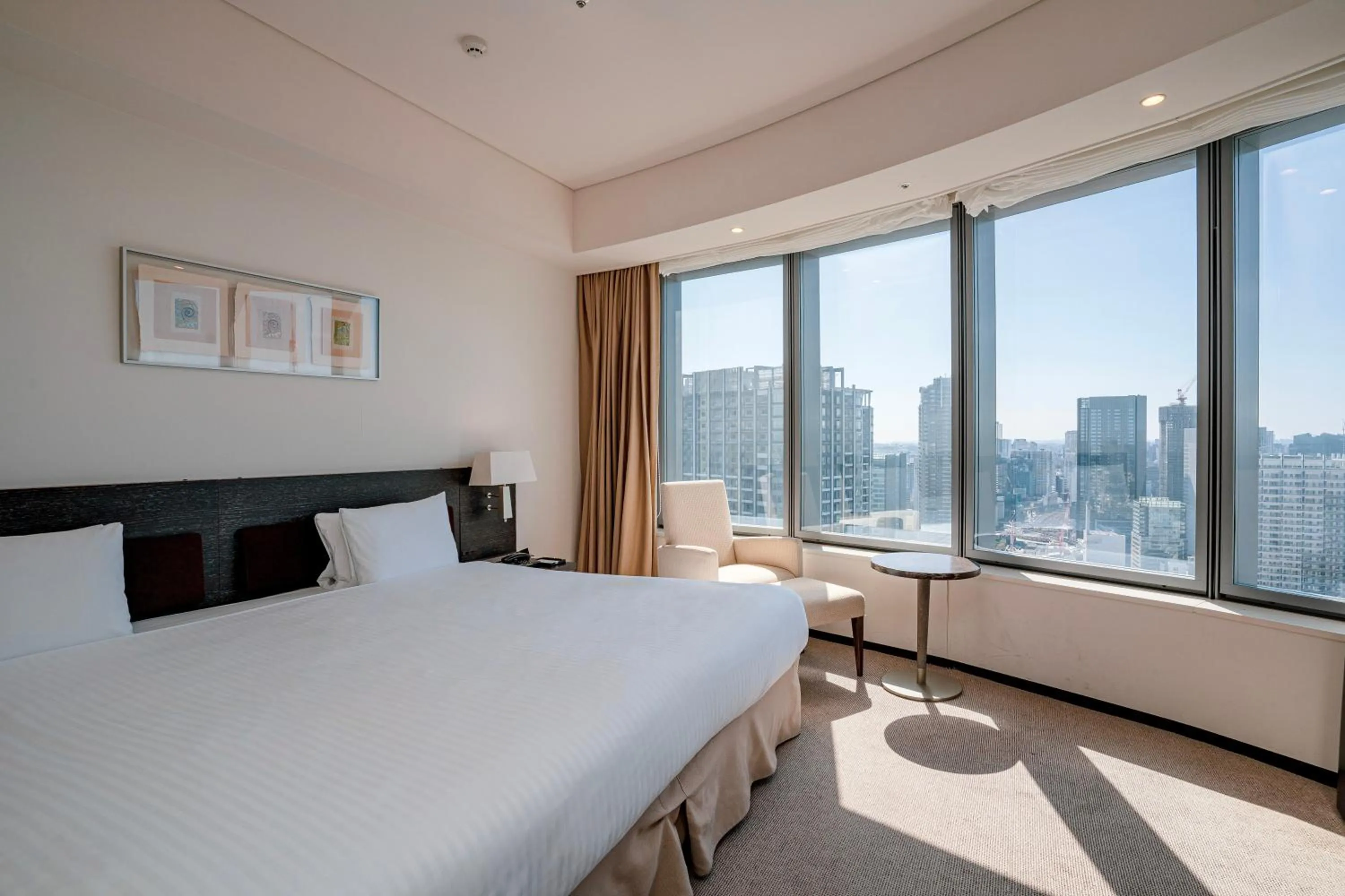 Photo of the whole room, Bed in Park Hotel Tokyo