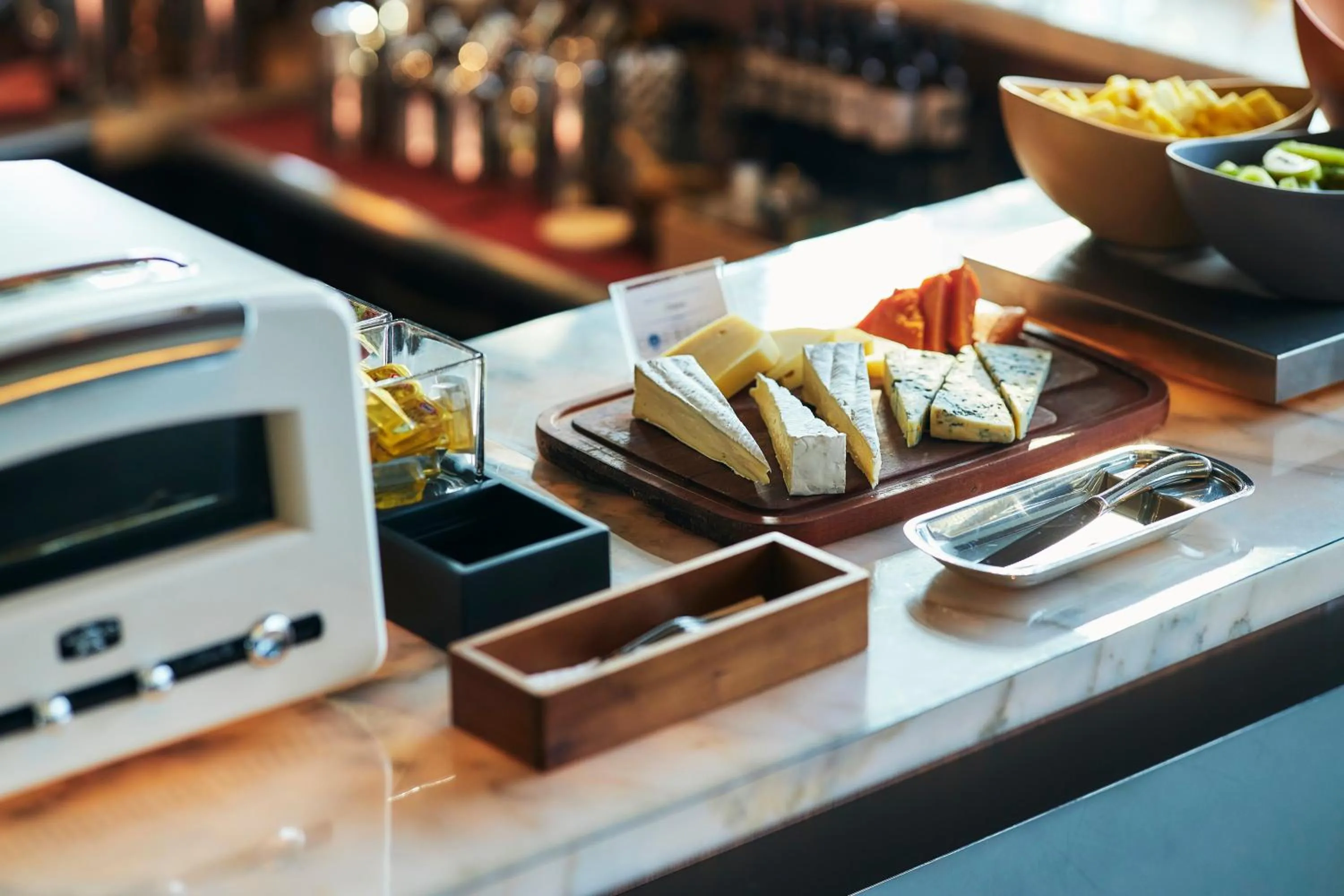 Restaurant/places to eat in Park Hotel Tokyo