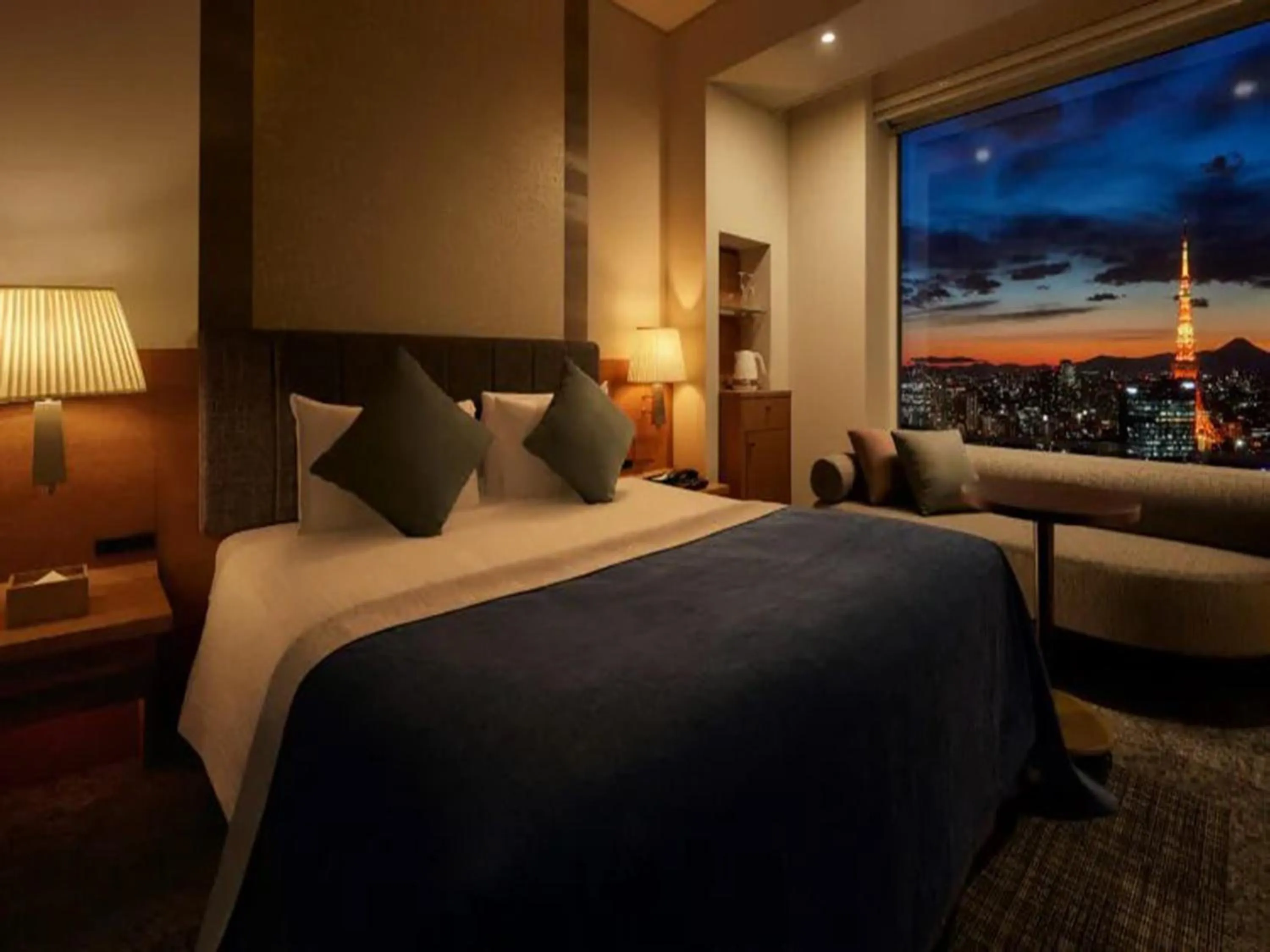 Photo of the whole room, Bed in Park Hotel Tokyo