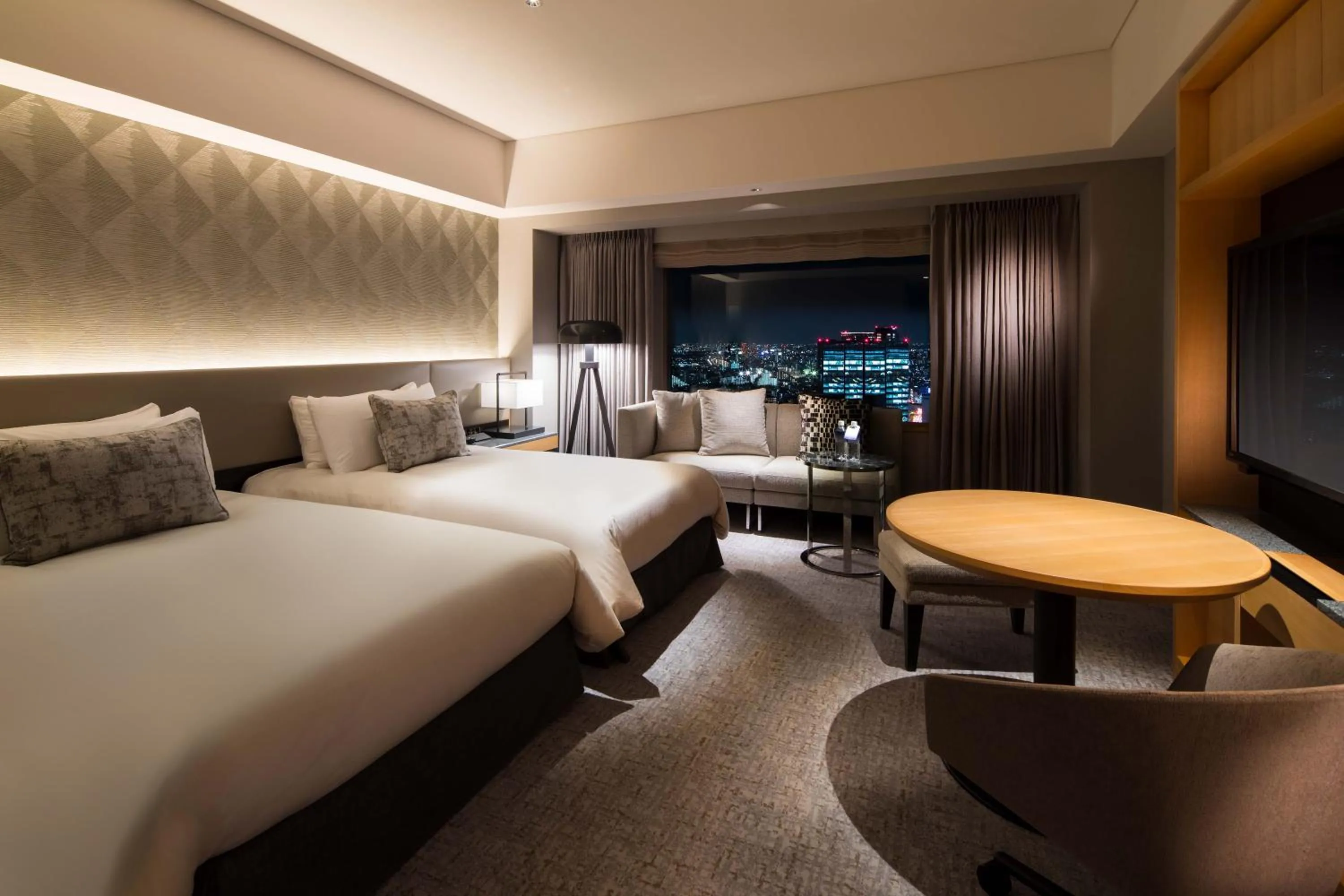 Photo of the whole room, Bed in Cerulean Tower Tokyu Hotel, A Pan Pacific Partner Hotel