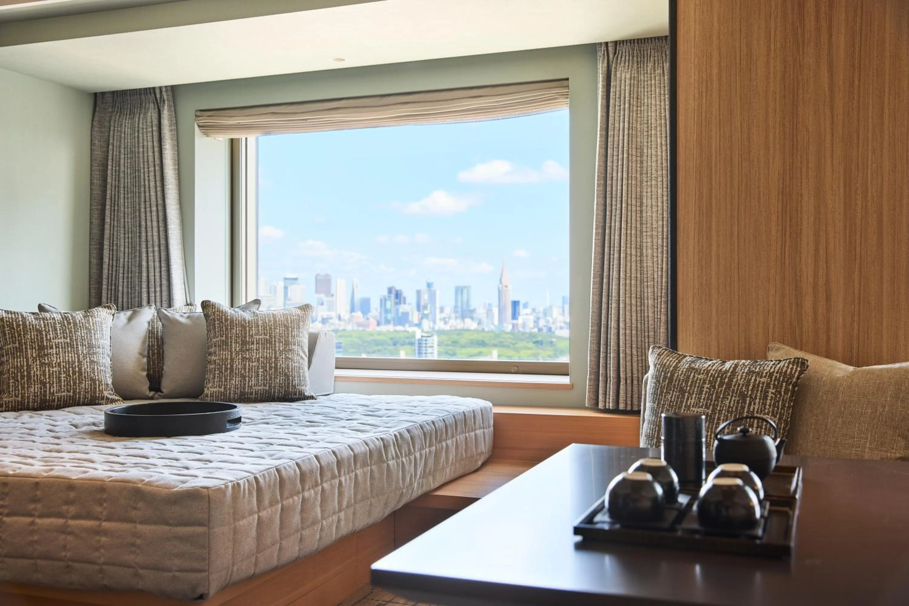 Photo of the whole room, Bed in Cerulean Tower Tokyu Hotel, A Pan Pacific Partner Hotel