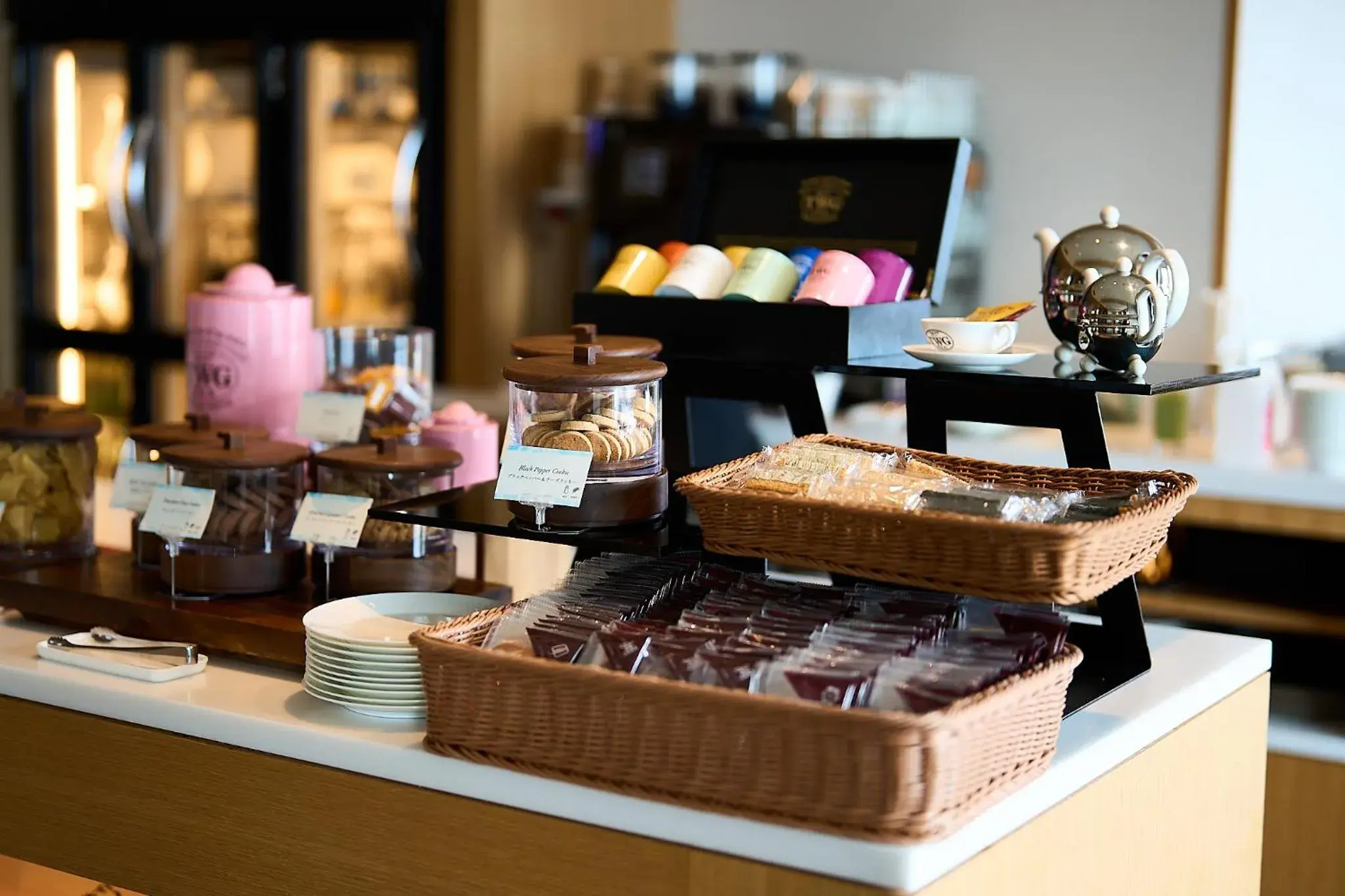 Lounge or bar in Cerulean Tower Tokyu Hotel, A Pan Pacific Partner Hotel Lounge or bar in Cerulean Tower Tokyu Hotel, A Pan Pacific Partner Hotel