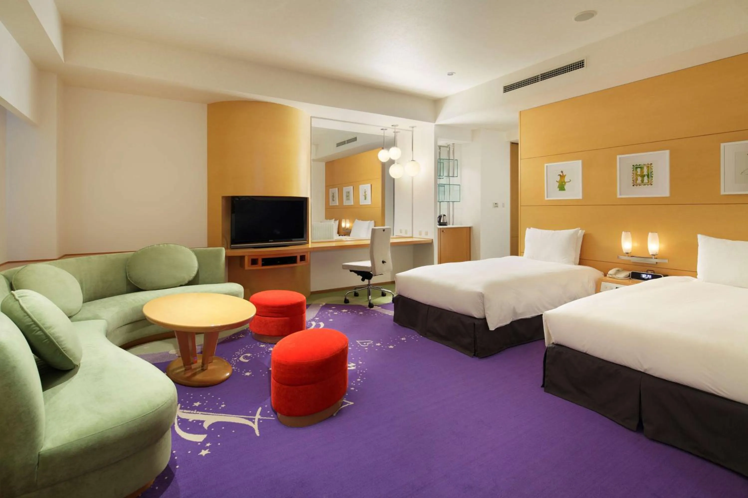 Bedroom, Bed in Hilton Tokyo Bay