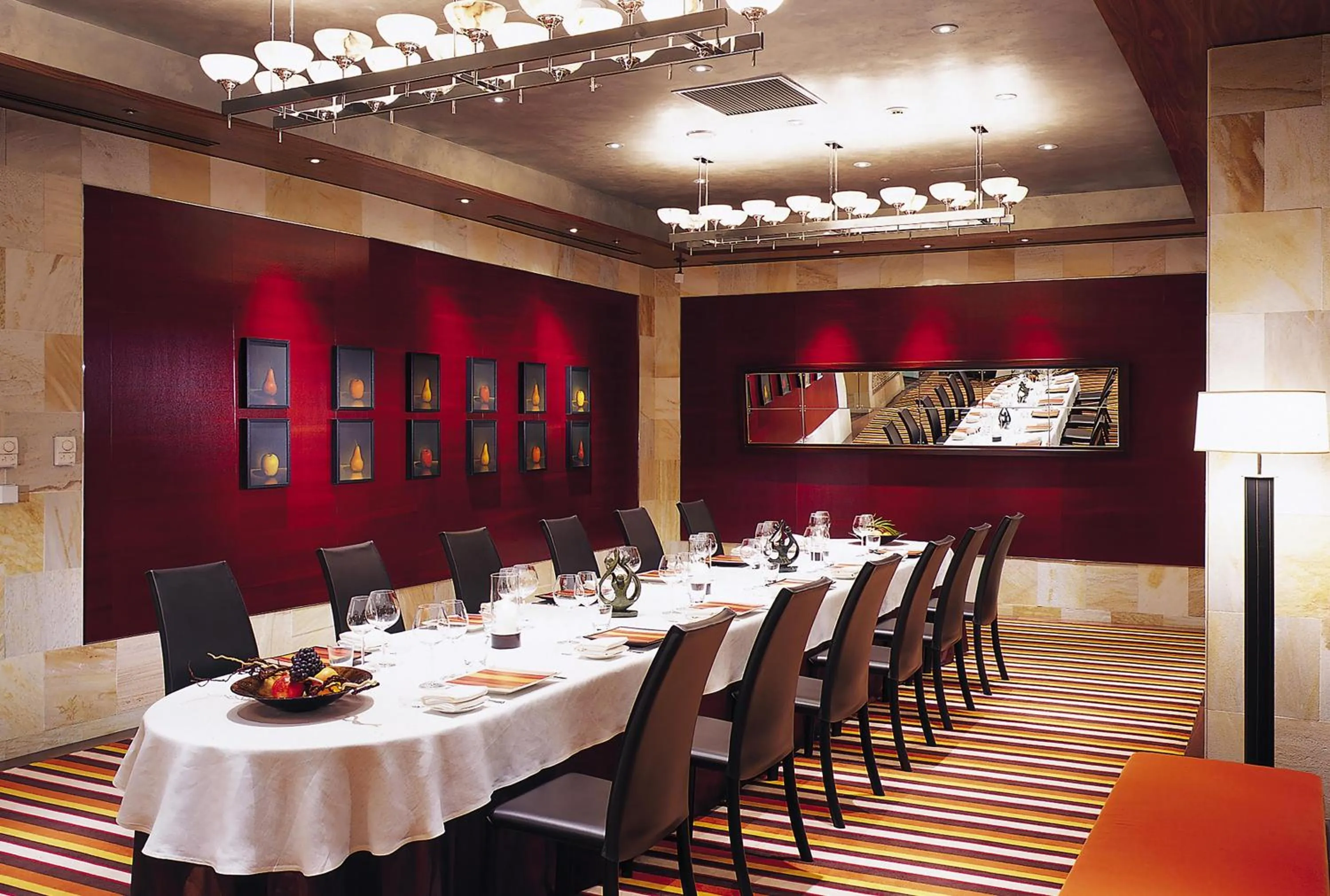 Restaurant/places to eat in Hilton Tokyo Bay