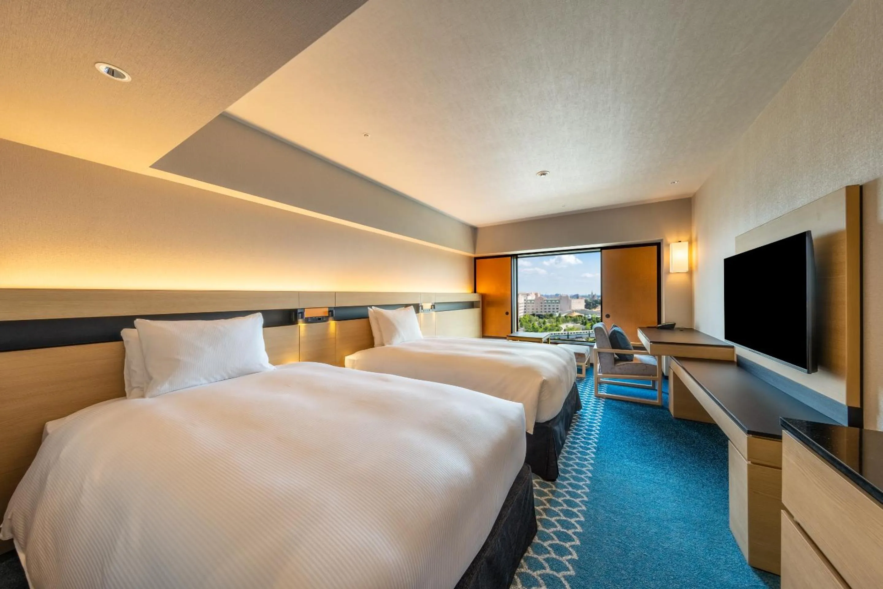 Bed in Hilton Tokyo Bay