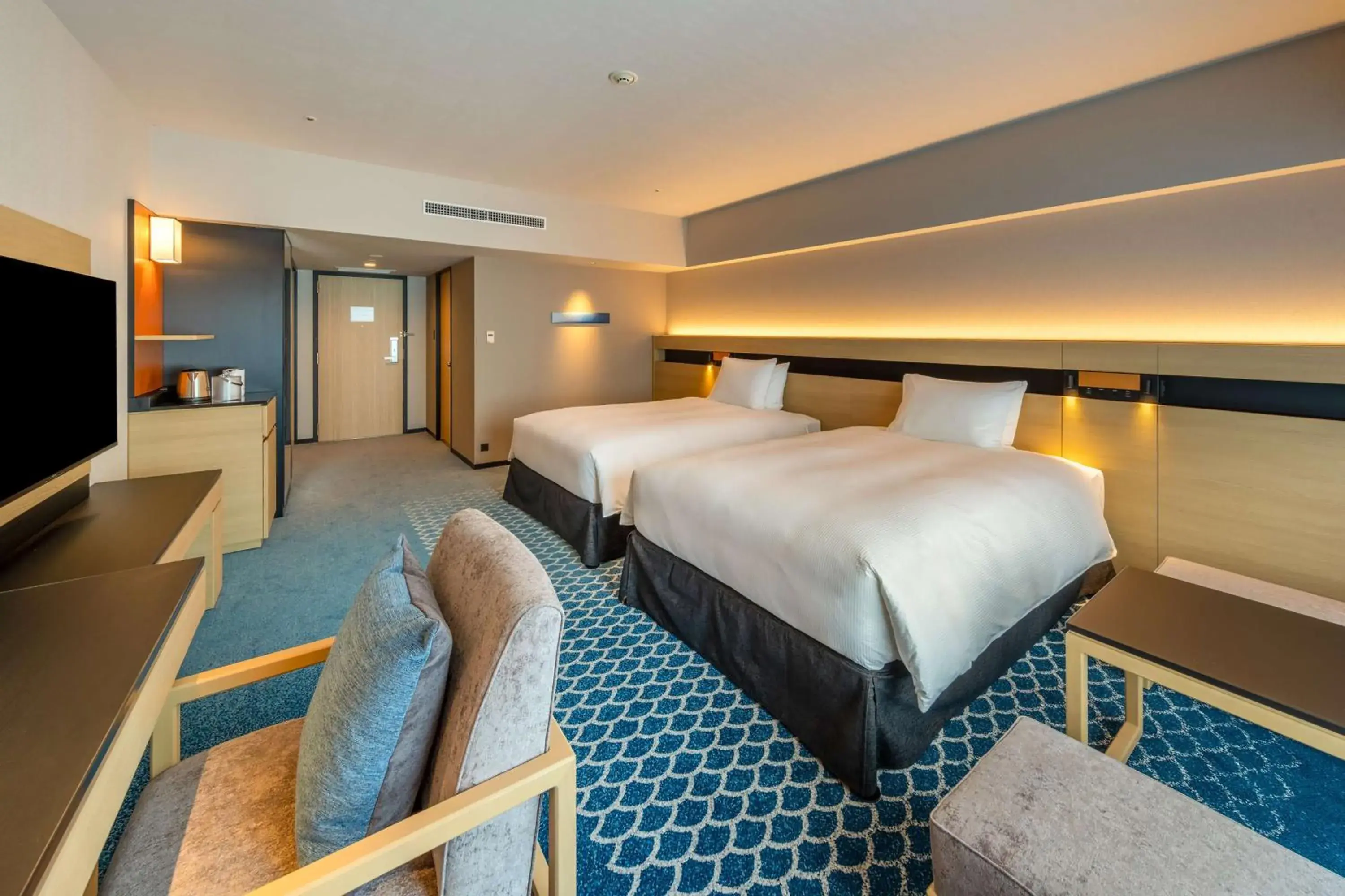 Deluxe Twin Room with Park View in Hilton Tokyo Bay Deluxe Twin Room with Park View in Hilton Tokyo Bay