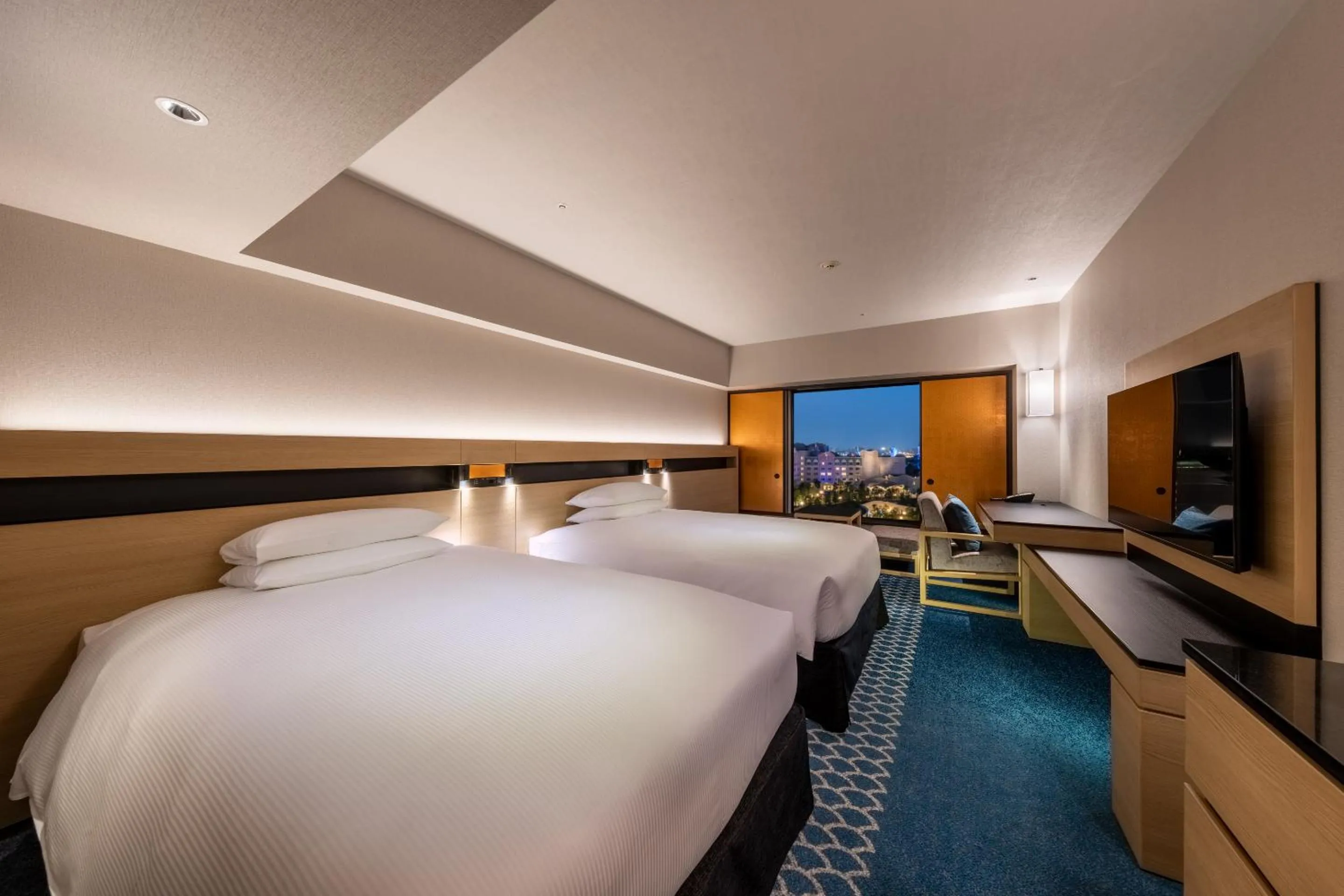 Bed in Hilton Tokyo Bay